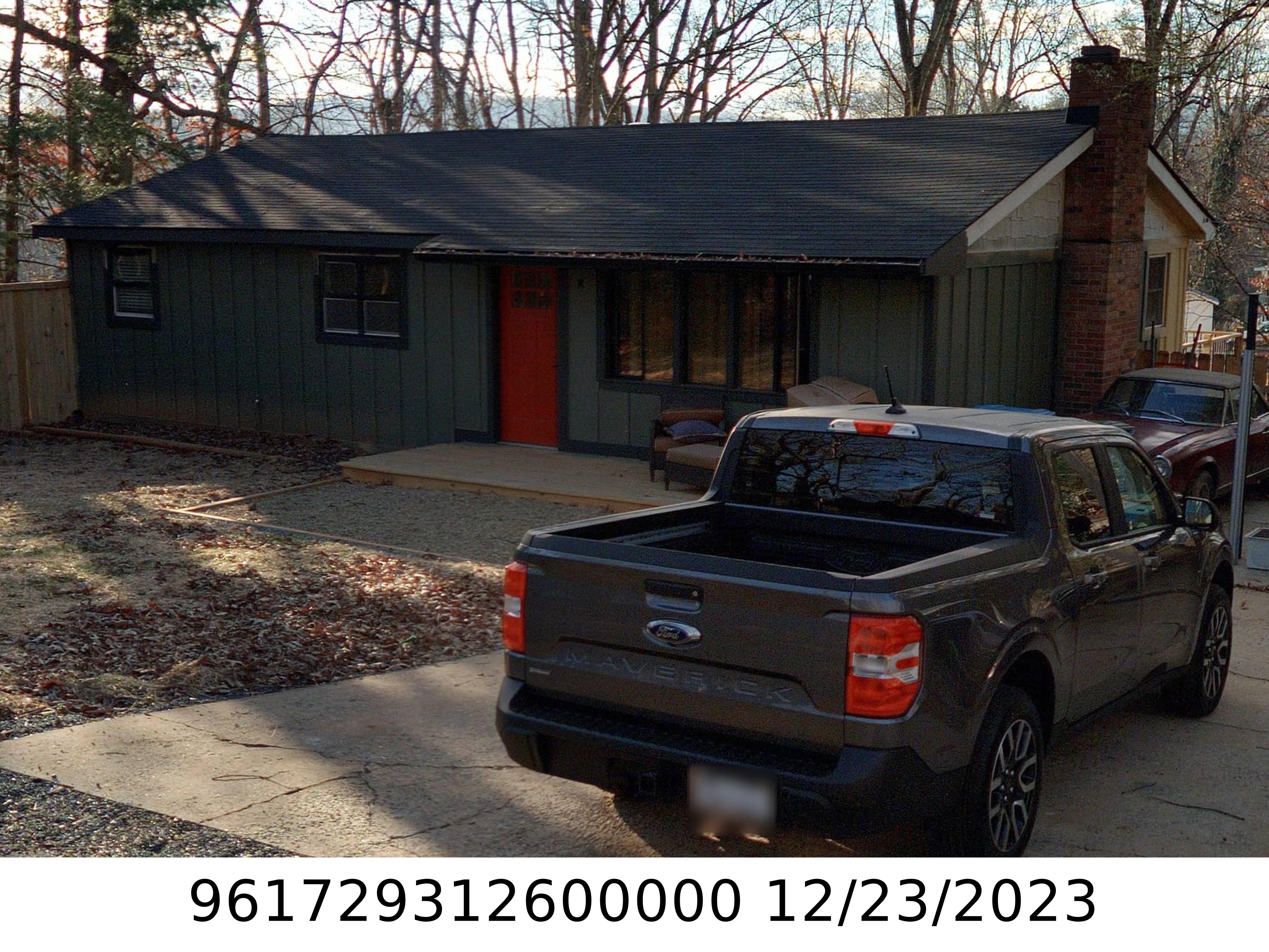A picture of the property located at 46 MONTE VISTA CIR, CANDLER NC 28715.