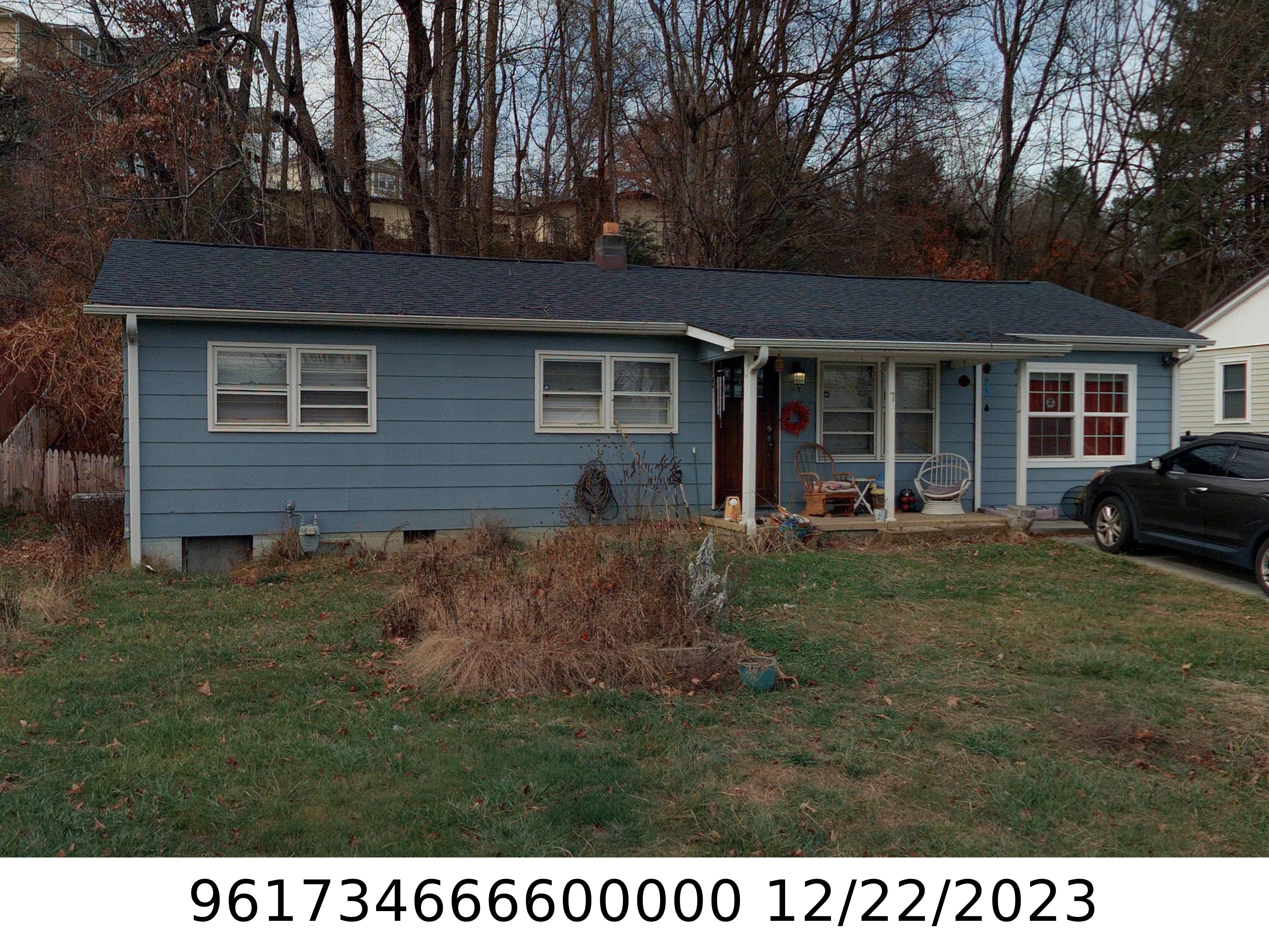 A picture of the property located at 7 BROOKSIDE CIR, CANDLER NC 28715.