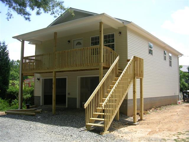 A picture of the property located at 12 BROOKSIDE CIR, CANDLER NC 28715.