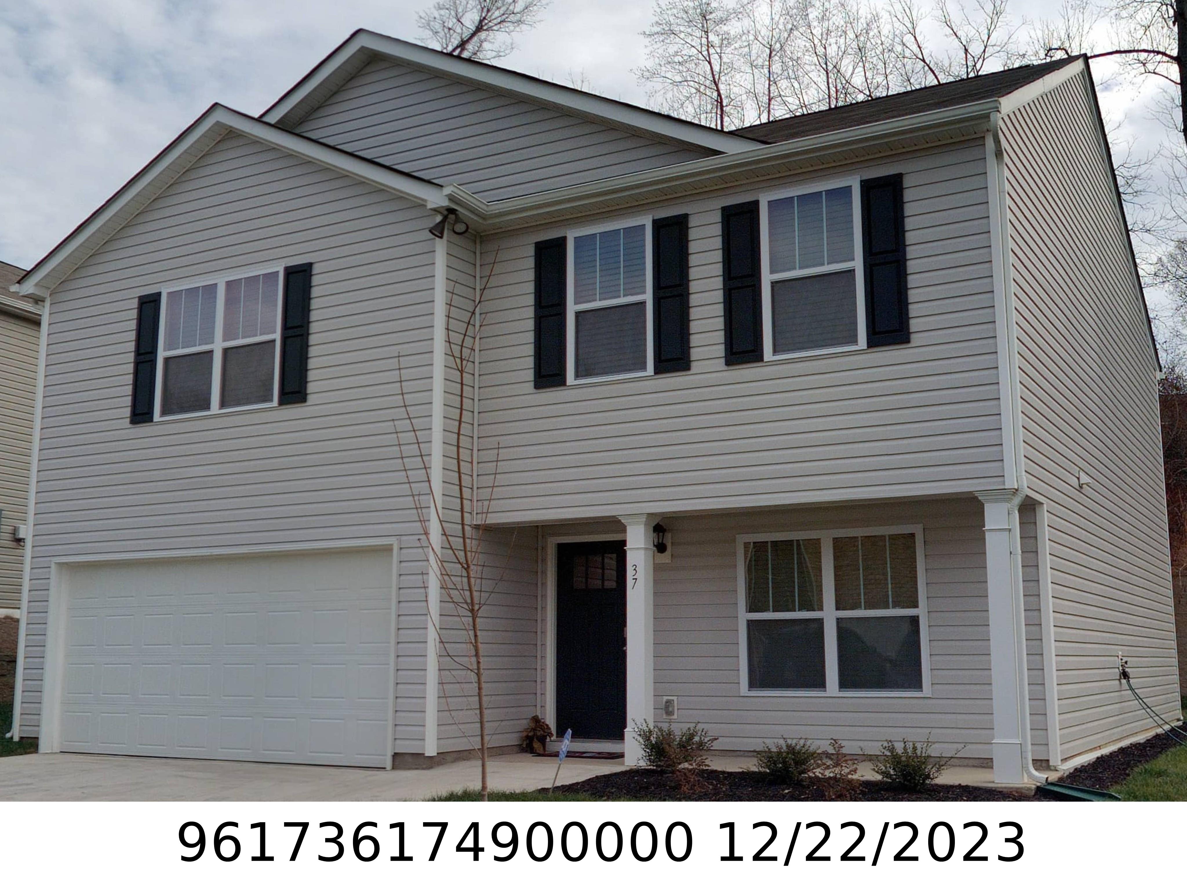 A picture of the property located at 37 HAMRICK DR, CANDLER NC 28715.