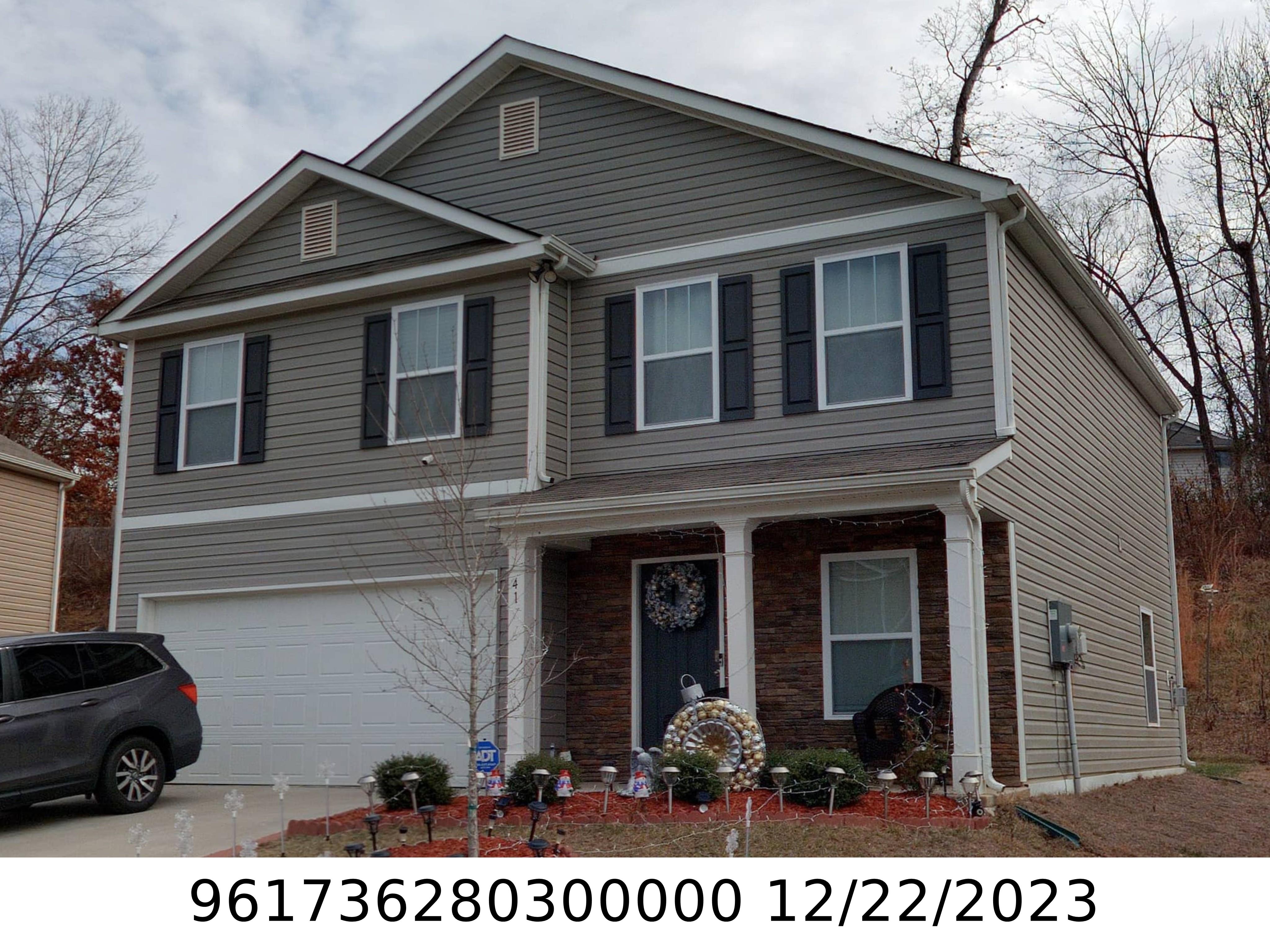 A picture of the property located at 41 HAMRICK DR, CANDLER NC 28715.