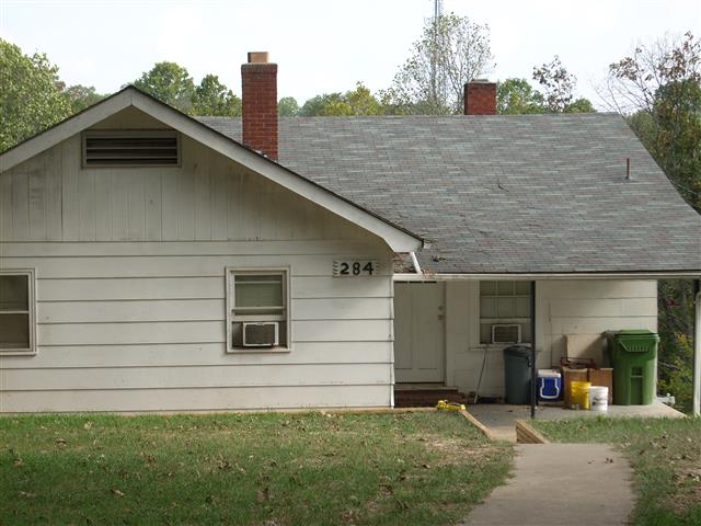 A picture of the property located at 24 SCRATCH ANKLE LN, CANDLER NC 28715.