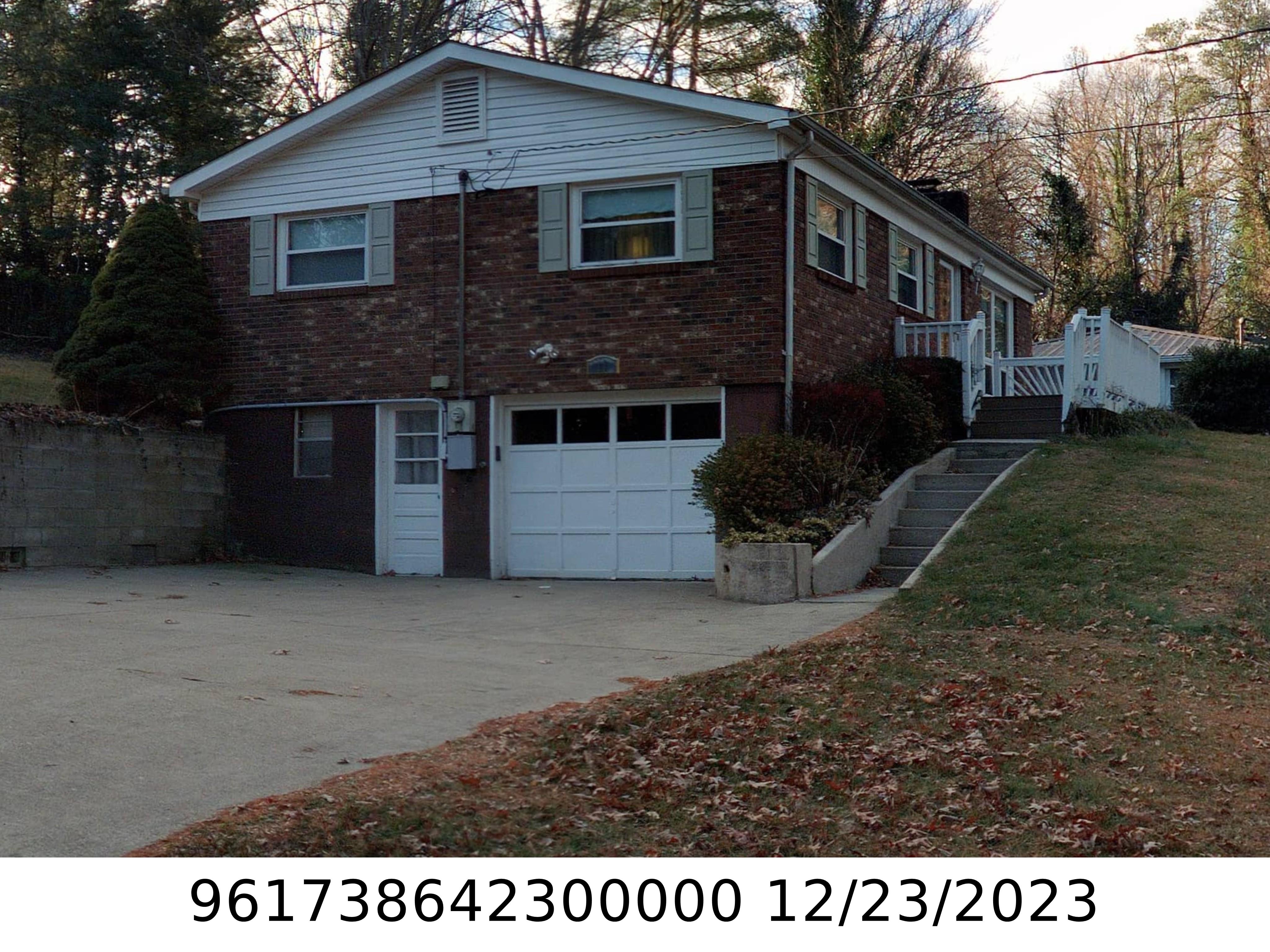 A picture of the property located at 11 COREY LN, CANDLER NC 28715.