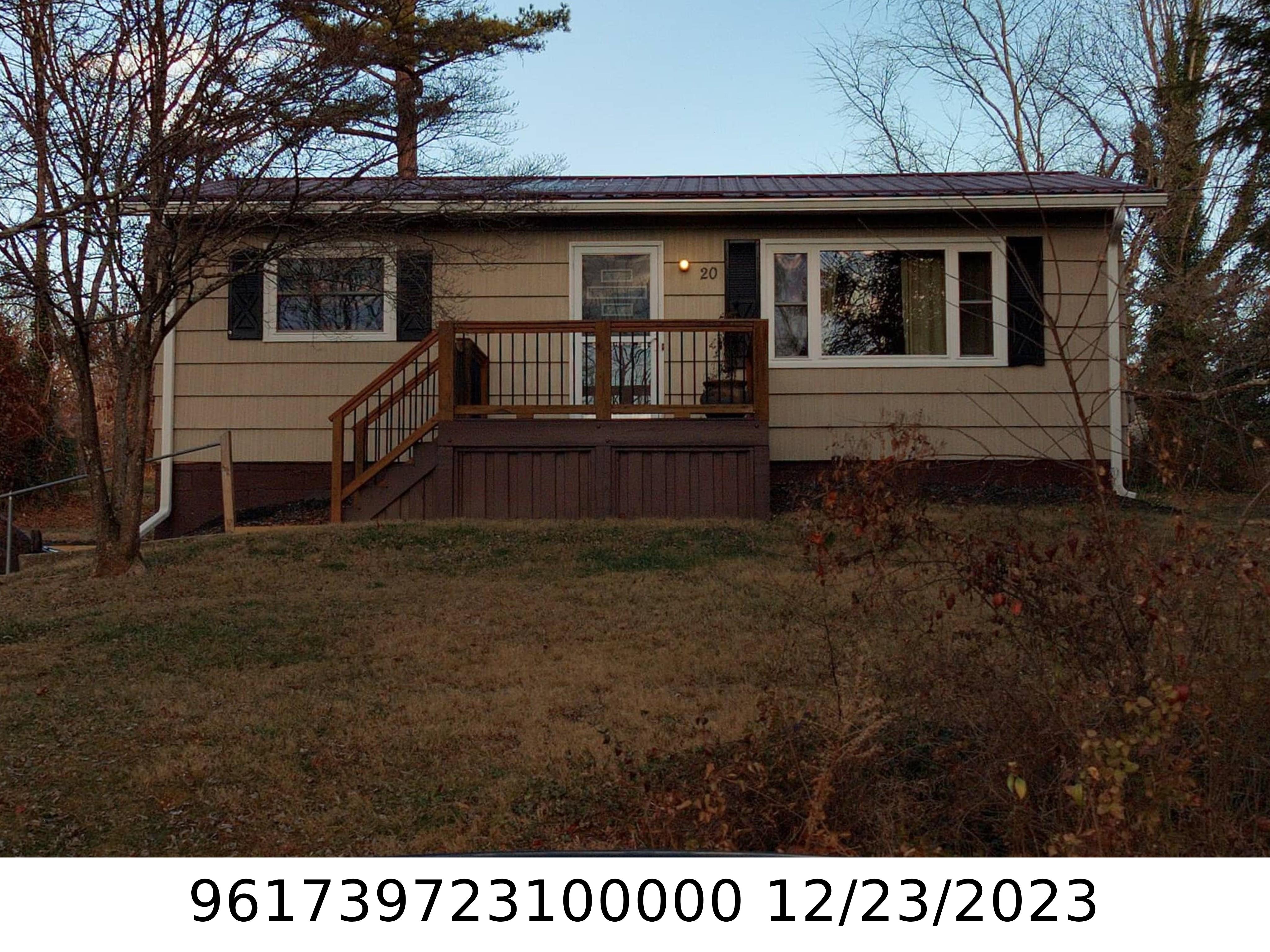 A picture of the property located at 20 PINEDALE RD, CANDLER NC 28715.