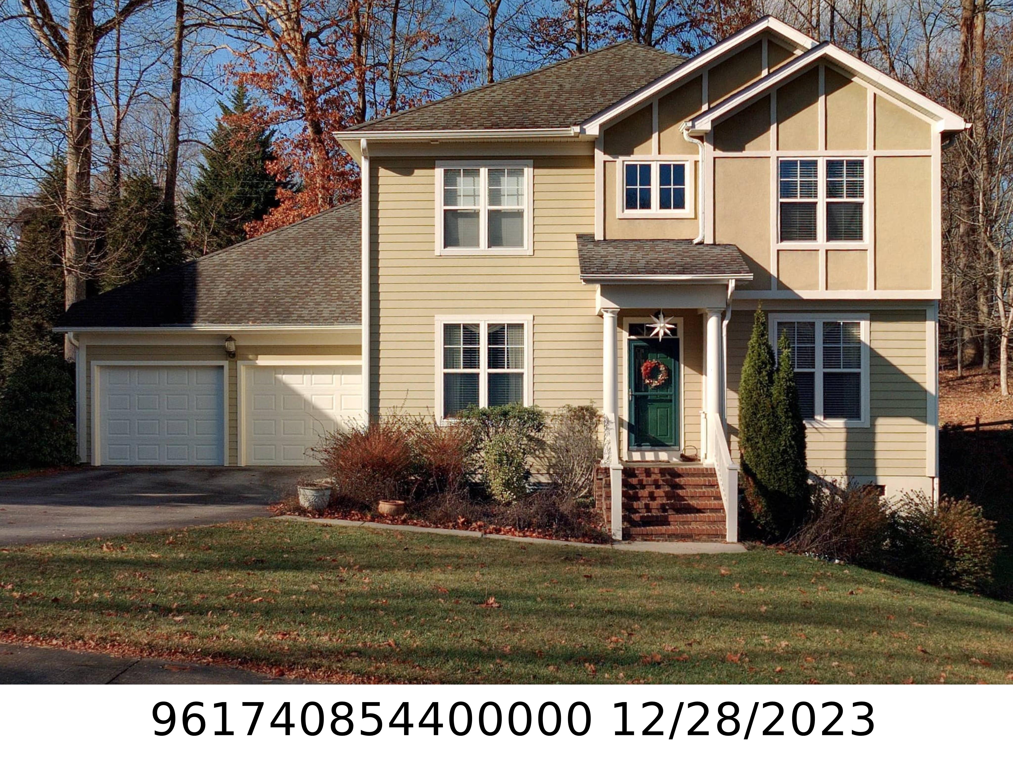 A picture of the property located at 541 WELSH PARTRIDGE CIR, CANDLER NC 28715.