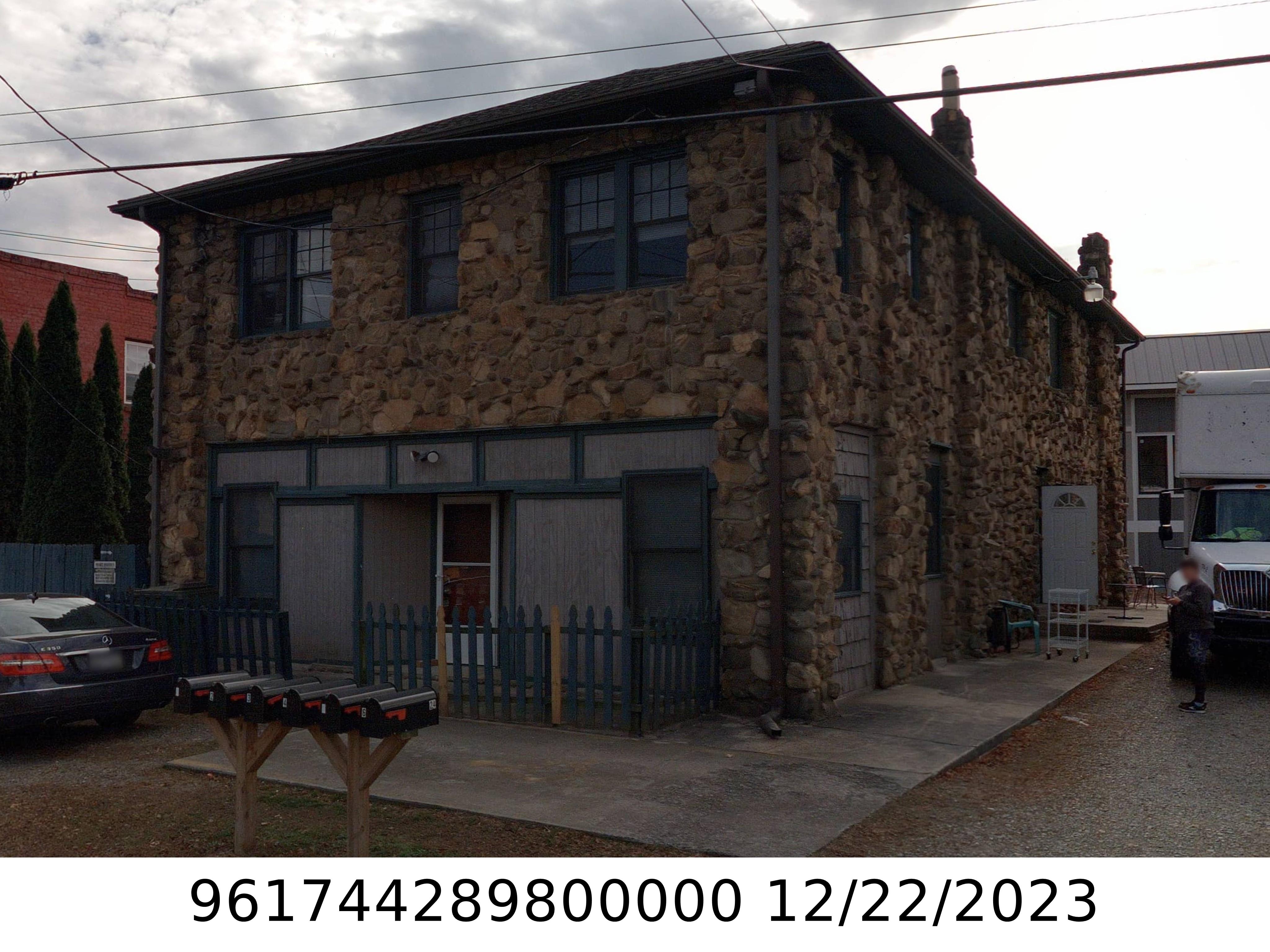 A picture of the property located at 24 BROOKSIDE CIR, CANDLER NC 28715.