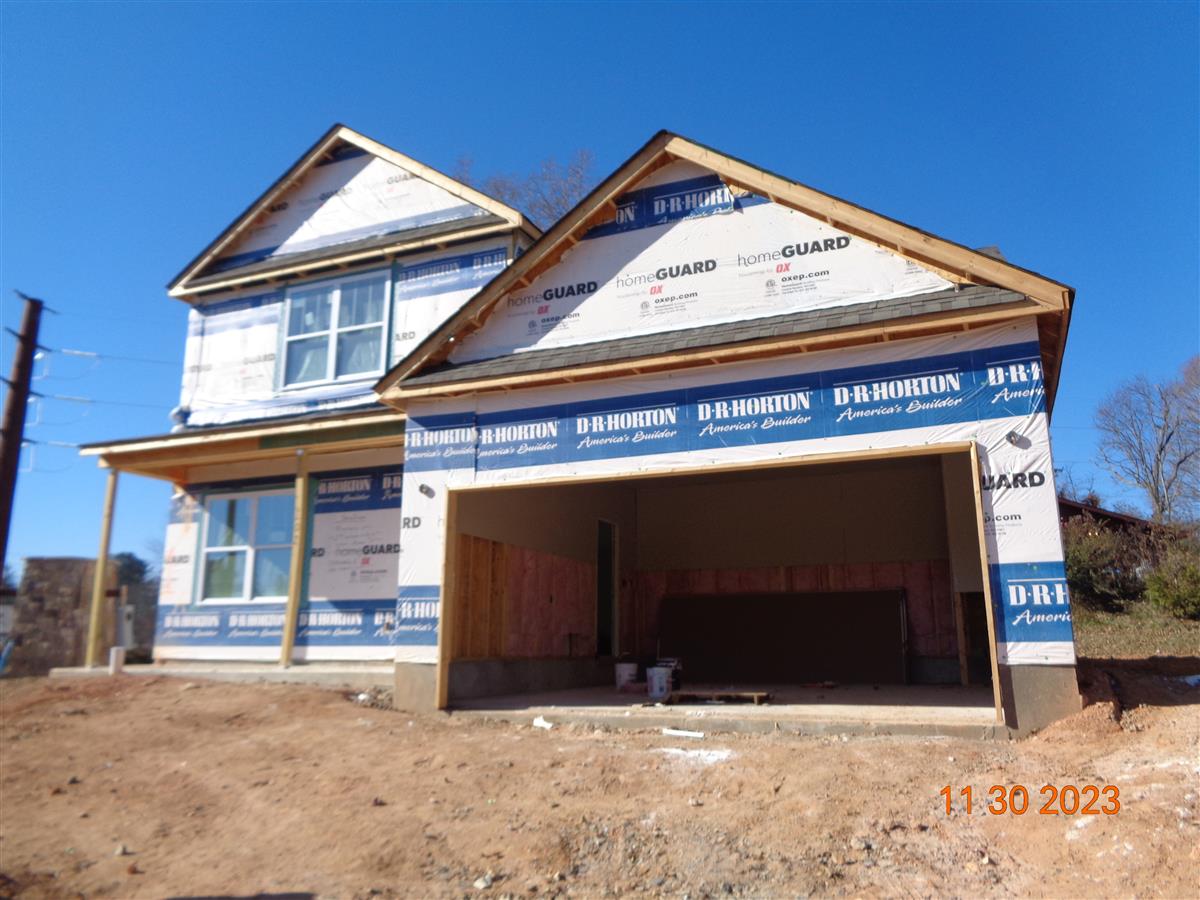 A picture of the property located at 102 MARATHON LN, CANDLER NC 28715.