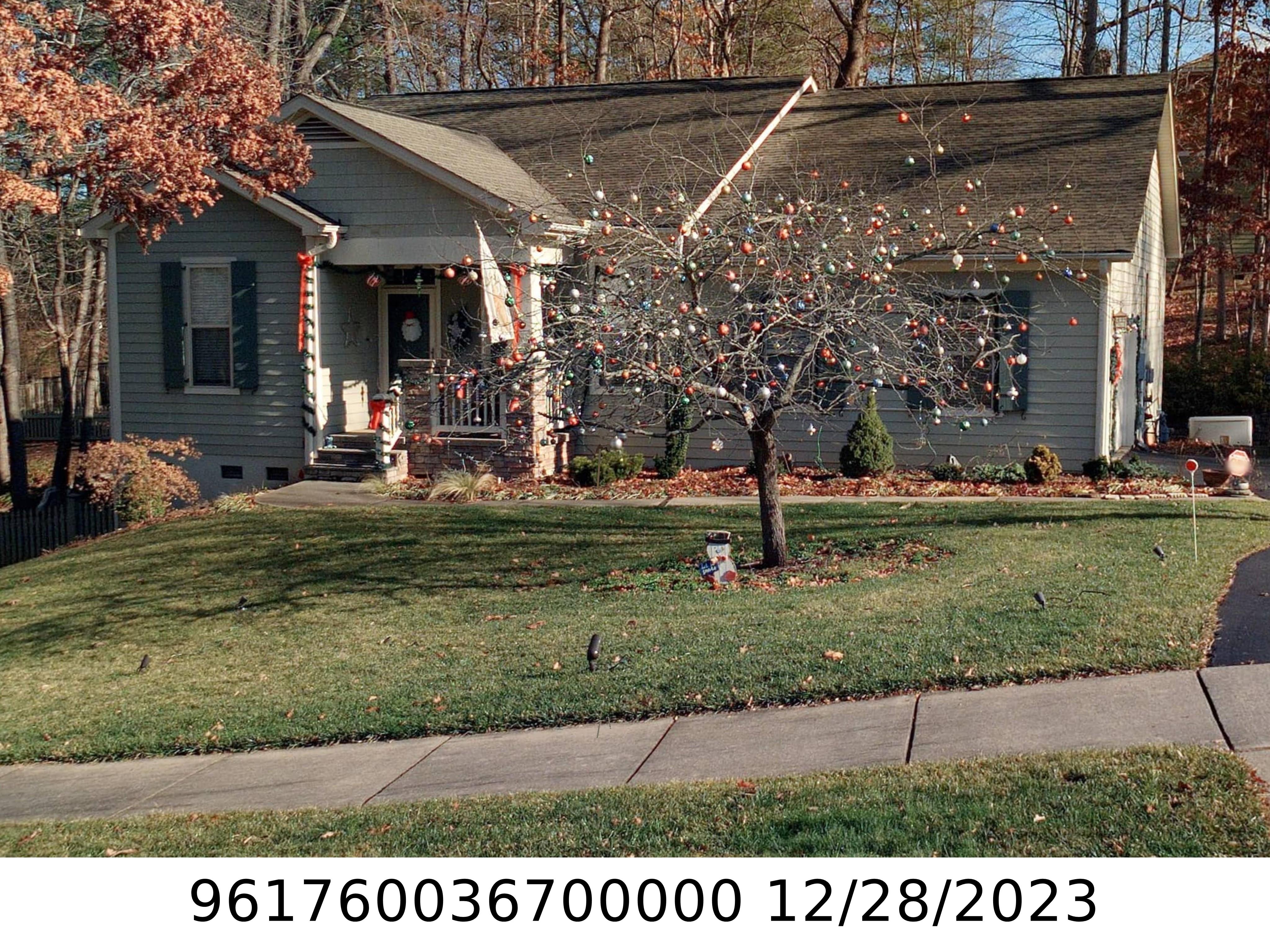A picture of the property located at 607 WELSH PARTRIDGE CIR, CANDLER NC 28715.