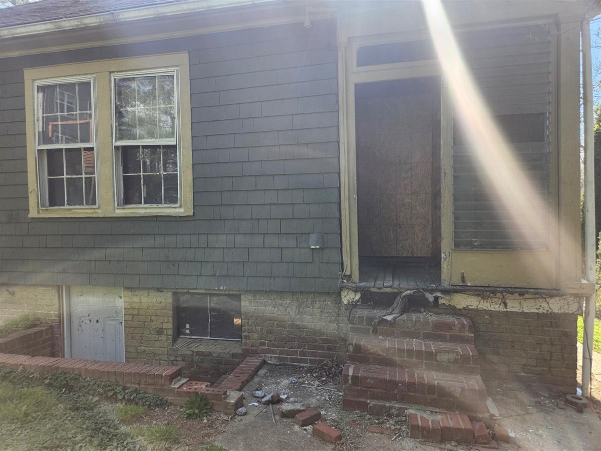 A picture of the property located at 12 ENKA OAK ST, CANDLER NC 28715.