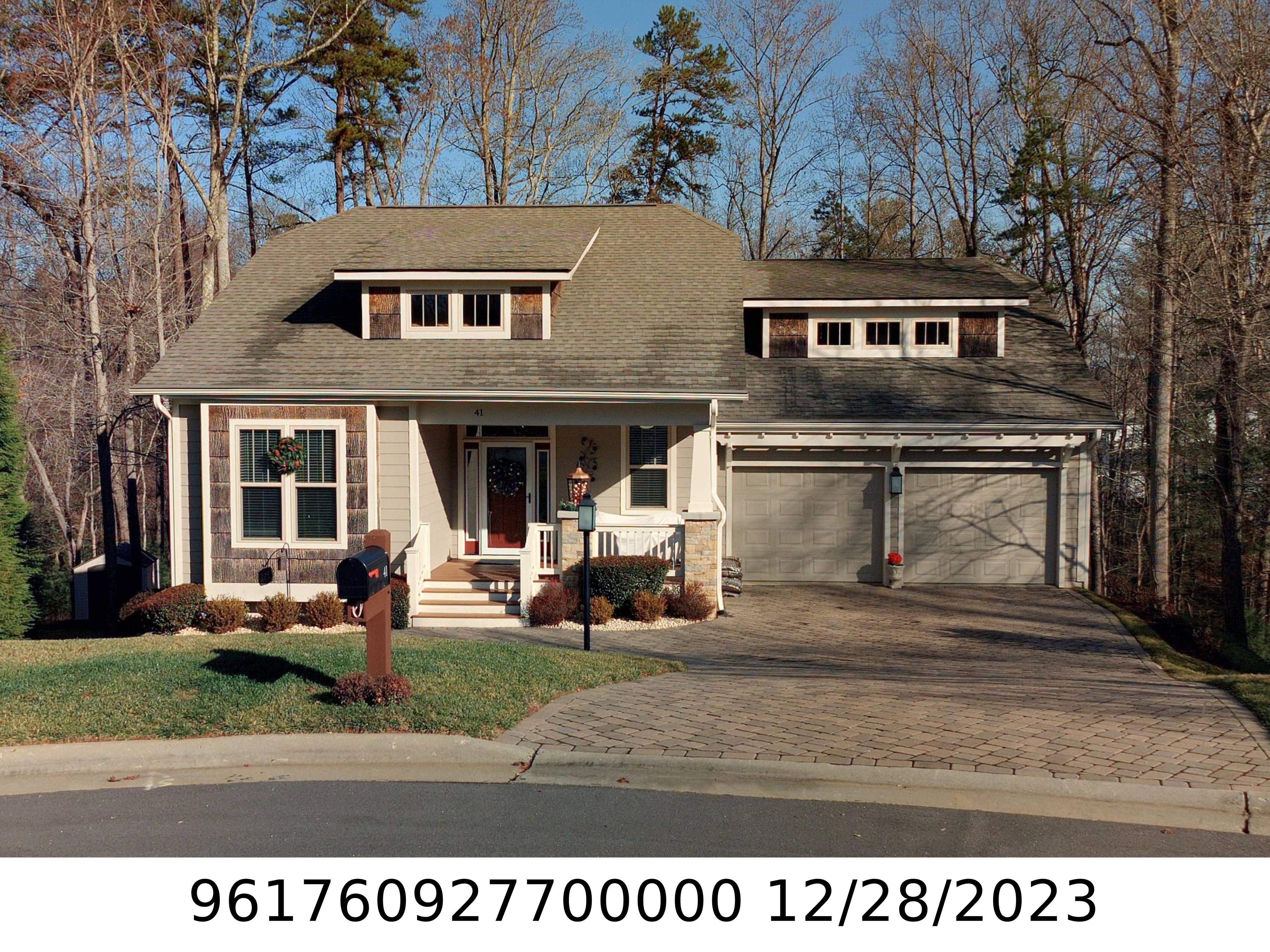 A picture of the property located at 41 SPARKLE DUN DR, CANDLER NC 28715.