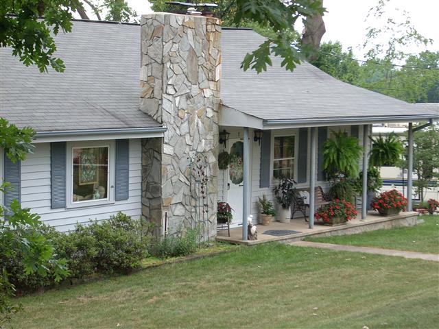 A picture of the property located at 7 BARCLAY RD UNINCORPORATED.