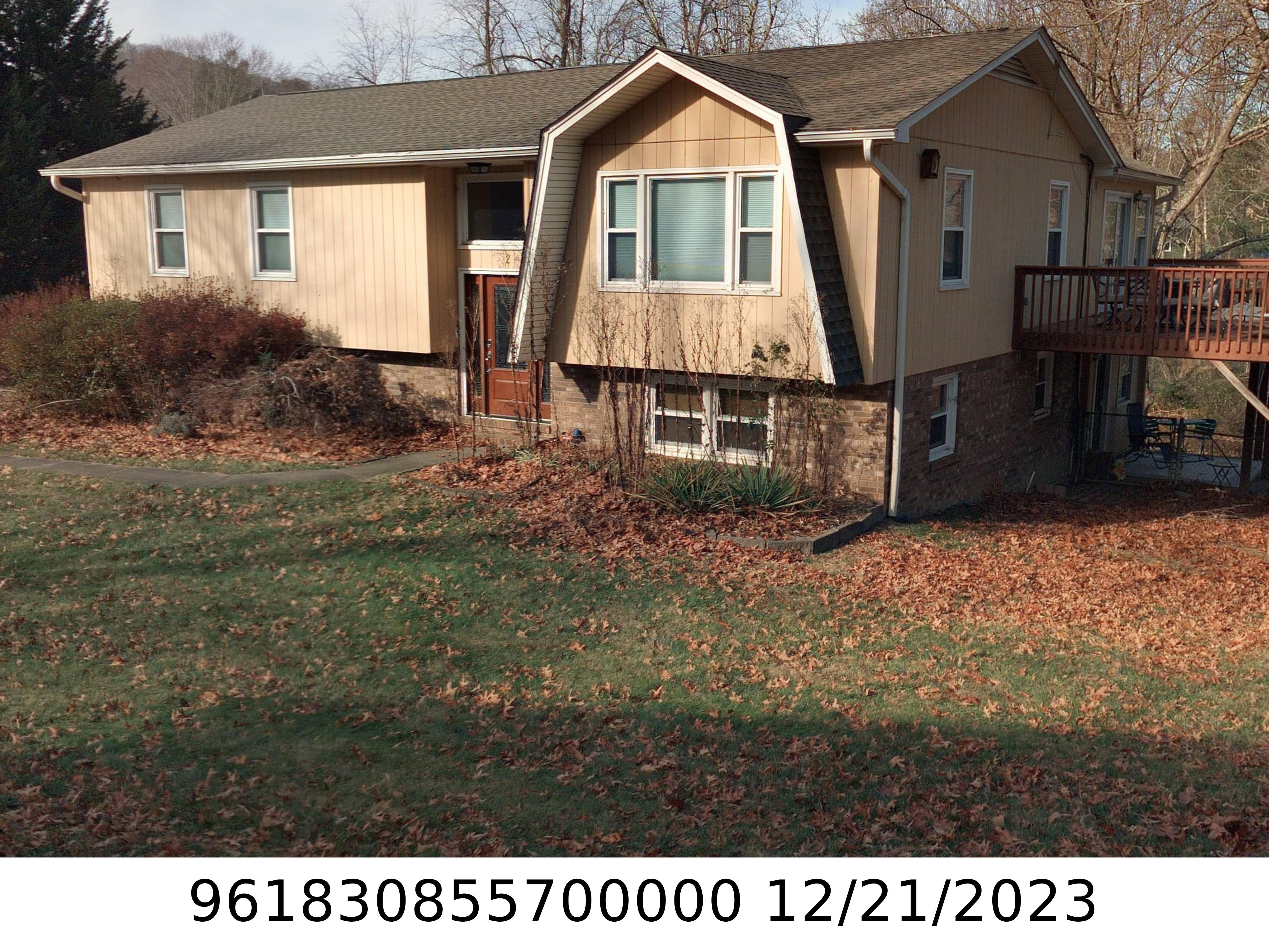 A picture of the property located at 2 OAK LN, CANDLER NC 28715.