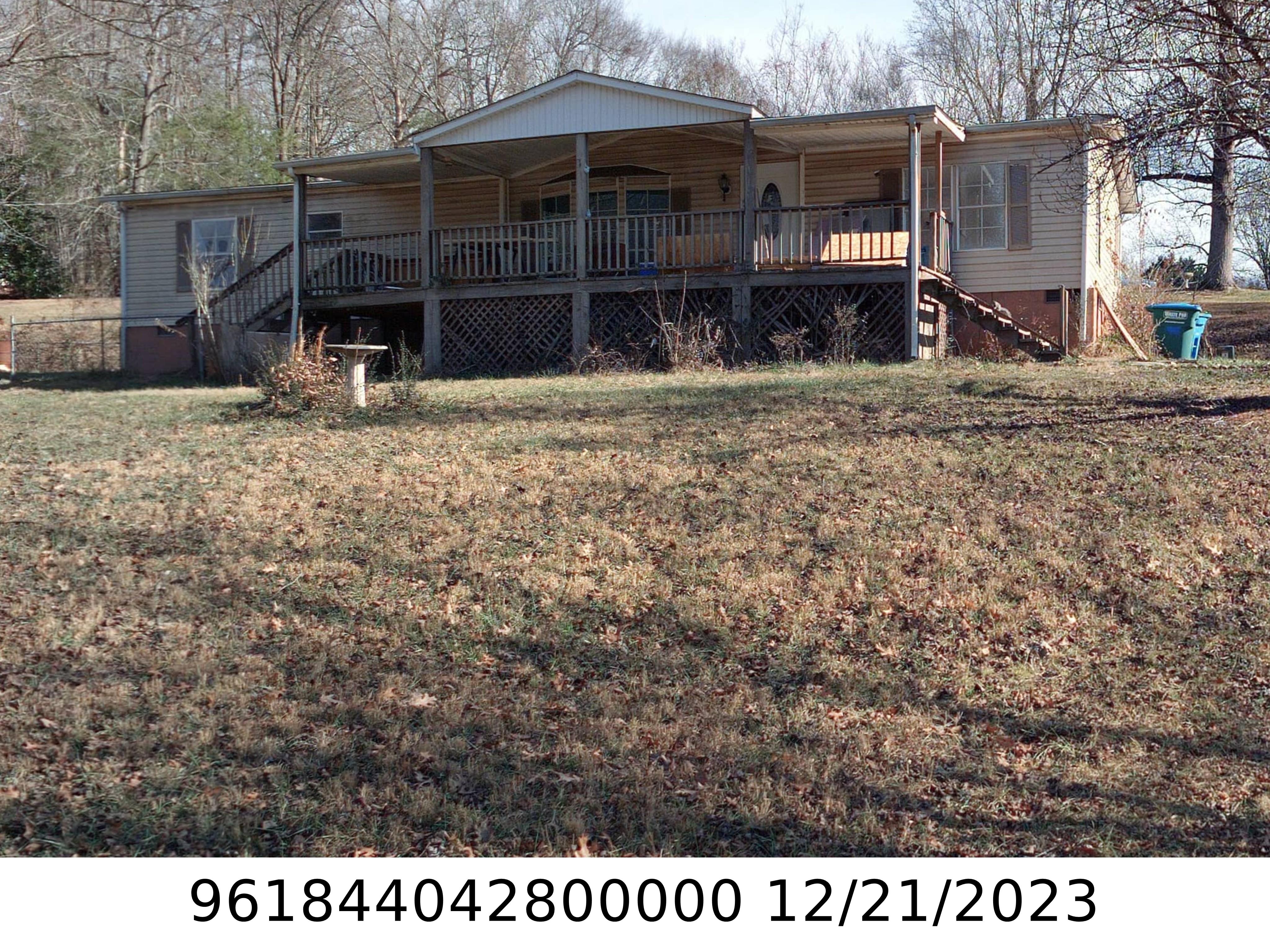 A picture of the property located at 3 BLACKBERRY LN, CANDLER NC 28715.