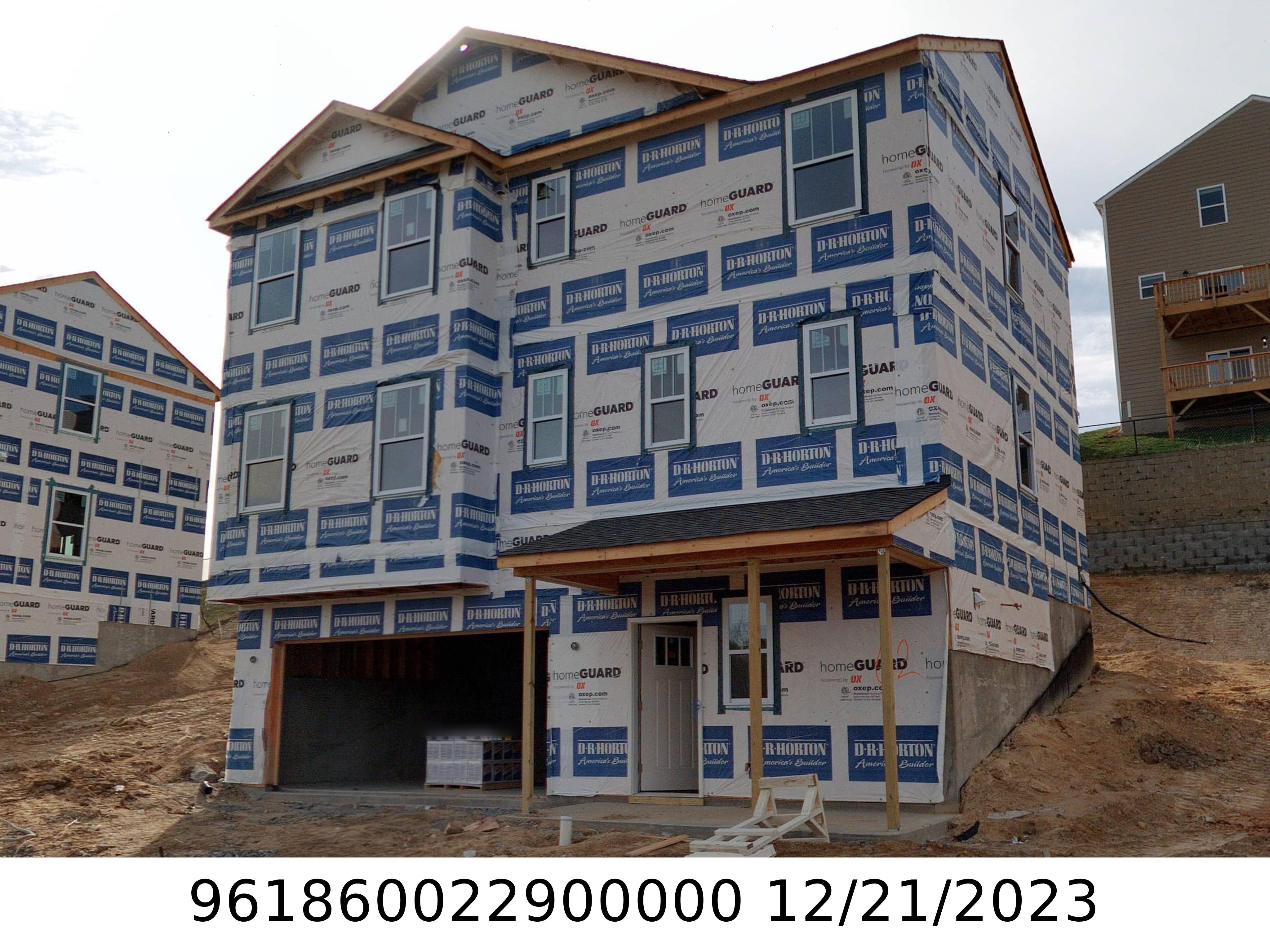 A picture of the property located at 171 MARATHON LN, CANDLER NC 28715.