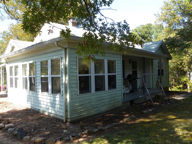 A picture of the property located at 50 OLD STARNES COVE RD, ASHEVILLE NC 28806.