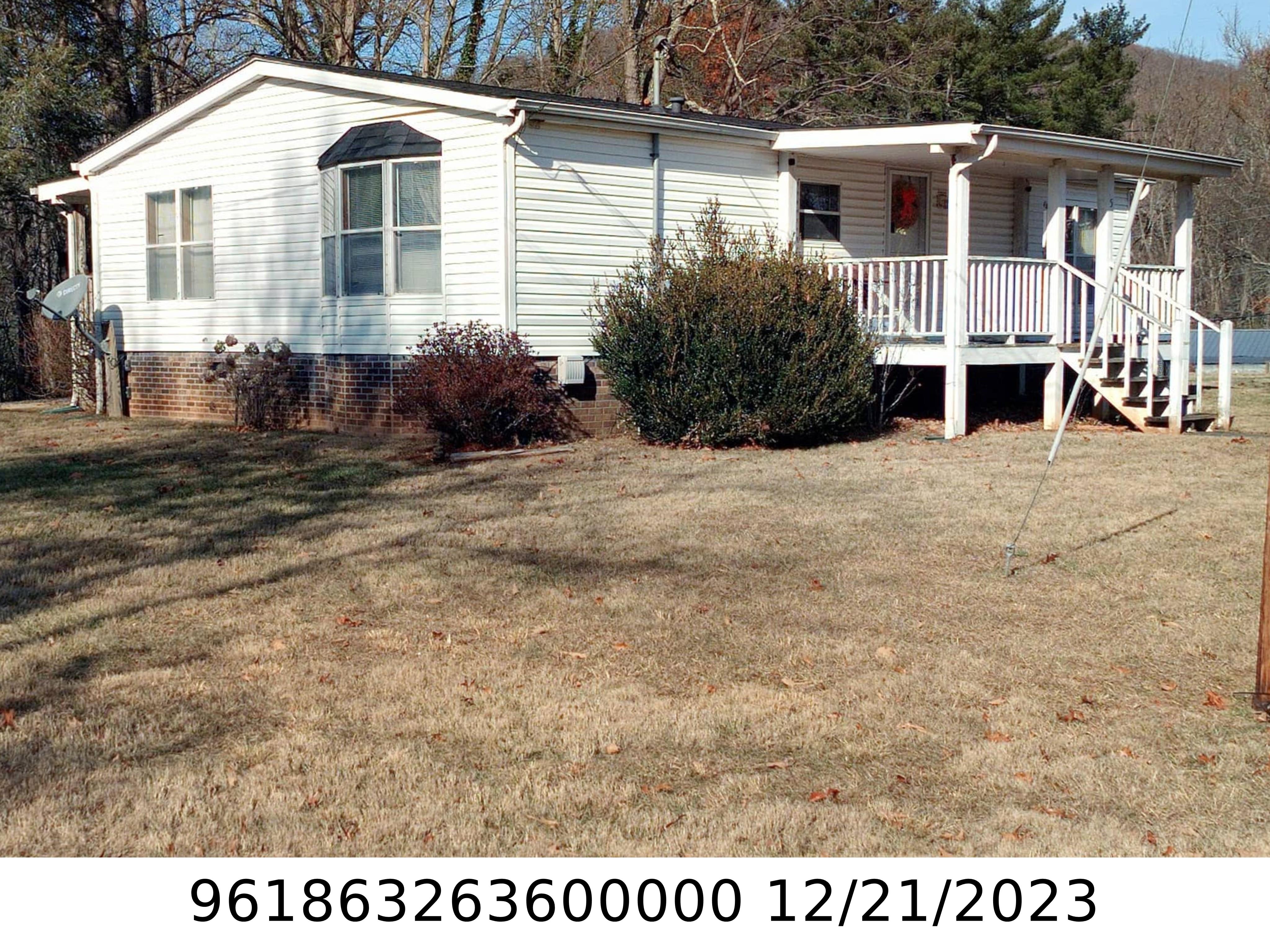 A picture of the property located at 9 METZ DR, ASHEVILLE NC 28806.
