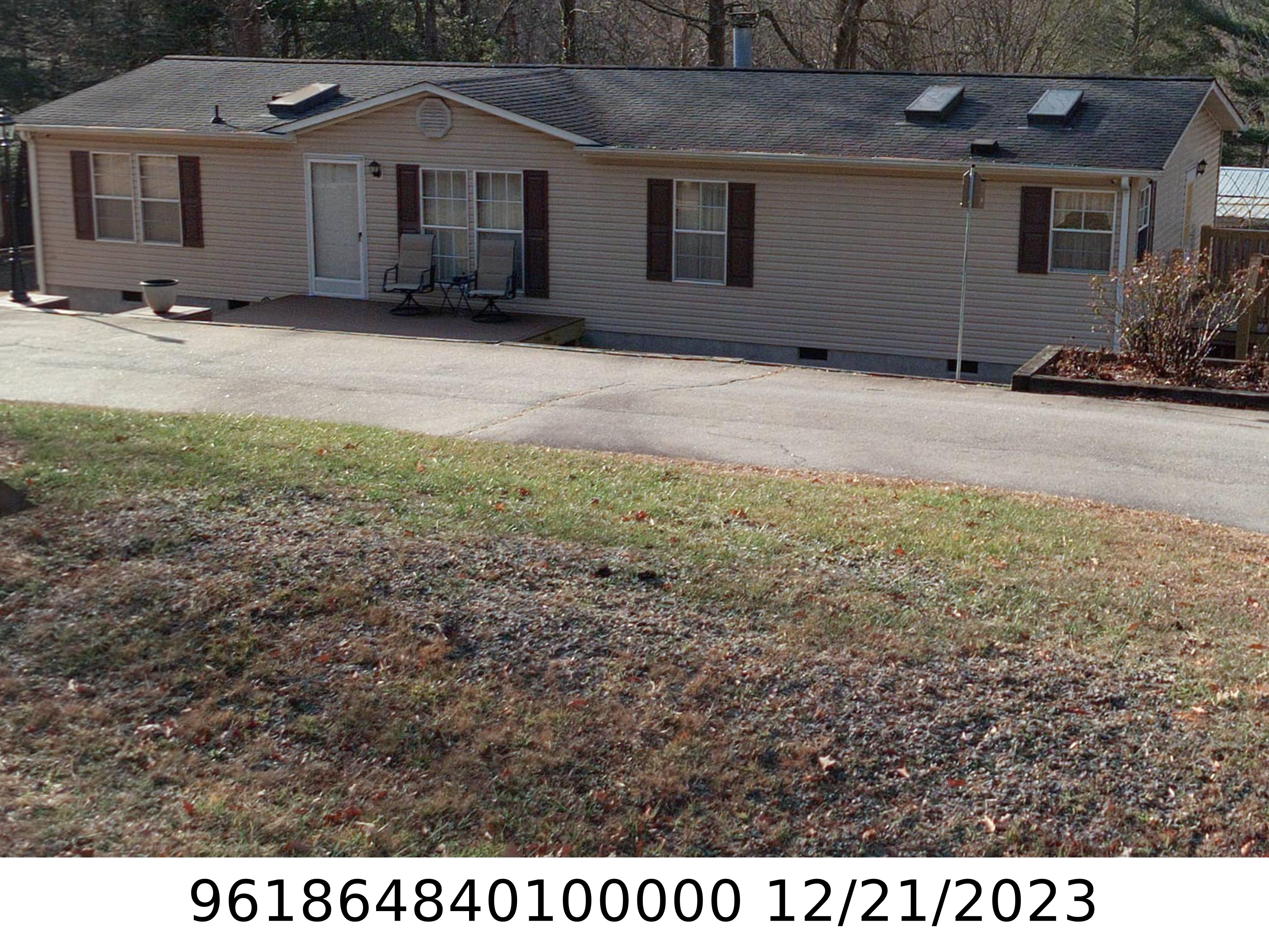 A picture of the property located at 20 UDELL CIR, ASHEVILLE NC 28806.