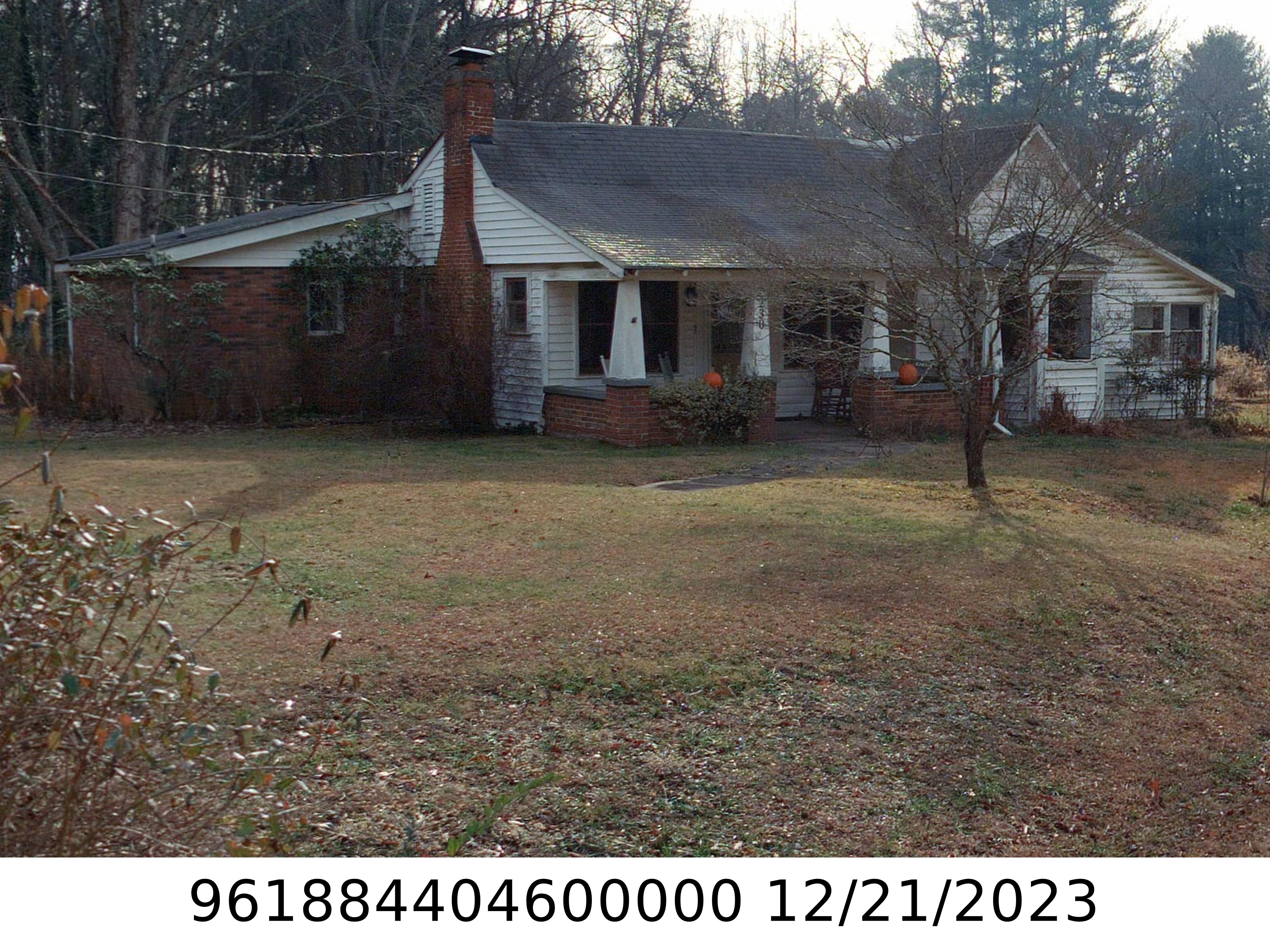 A picture of the property located at 230 BONNIES MEADOW PL, ASHEVILLE NC 28806.