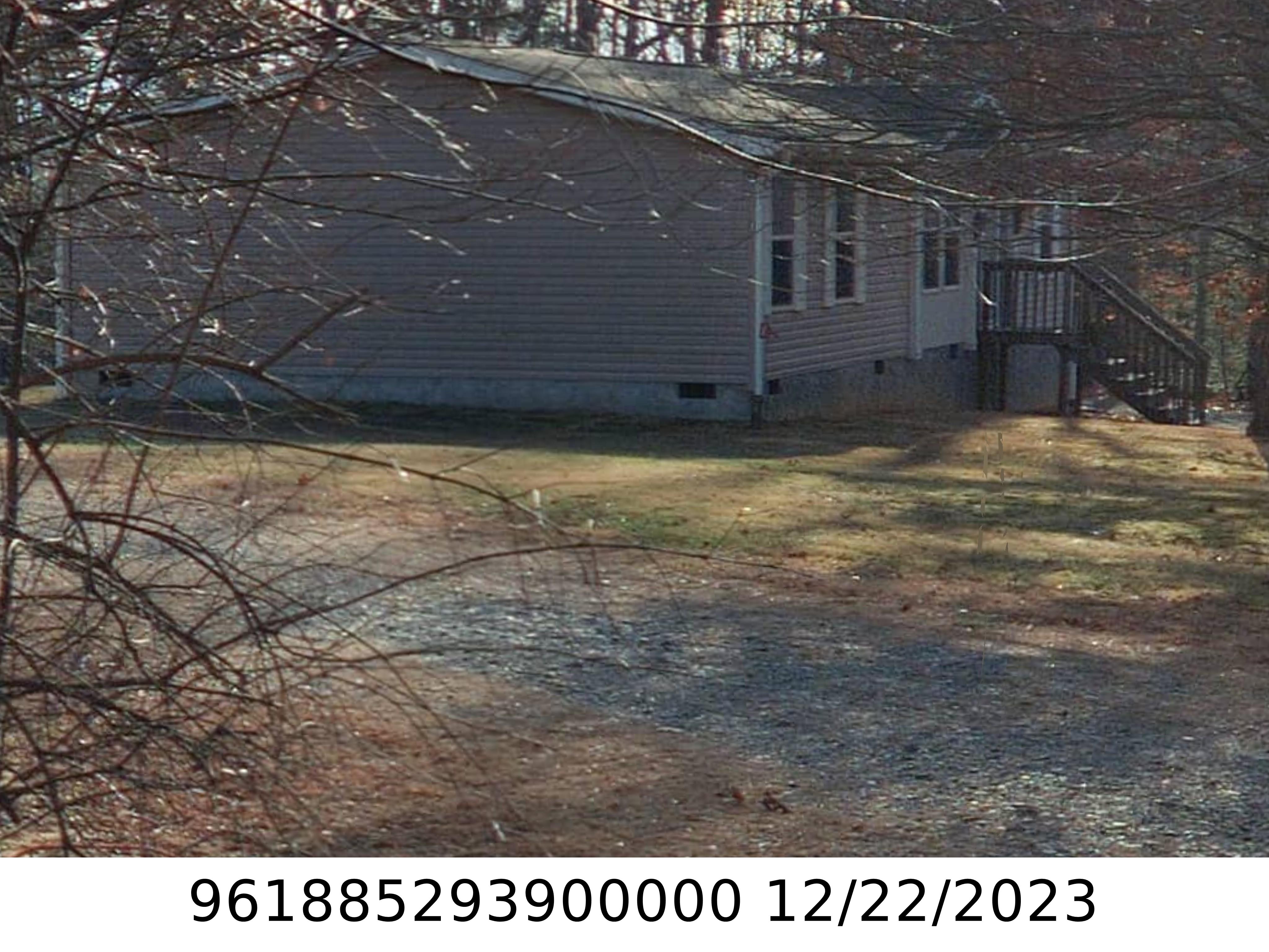 A picture of the property located at 24 FLOYD CHAPEL LN, ASHEVILLE NC 28806.