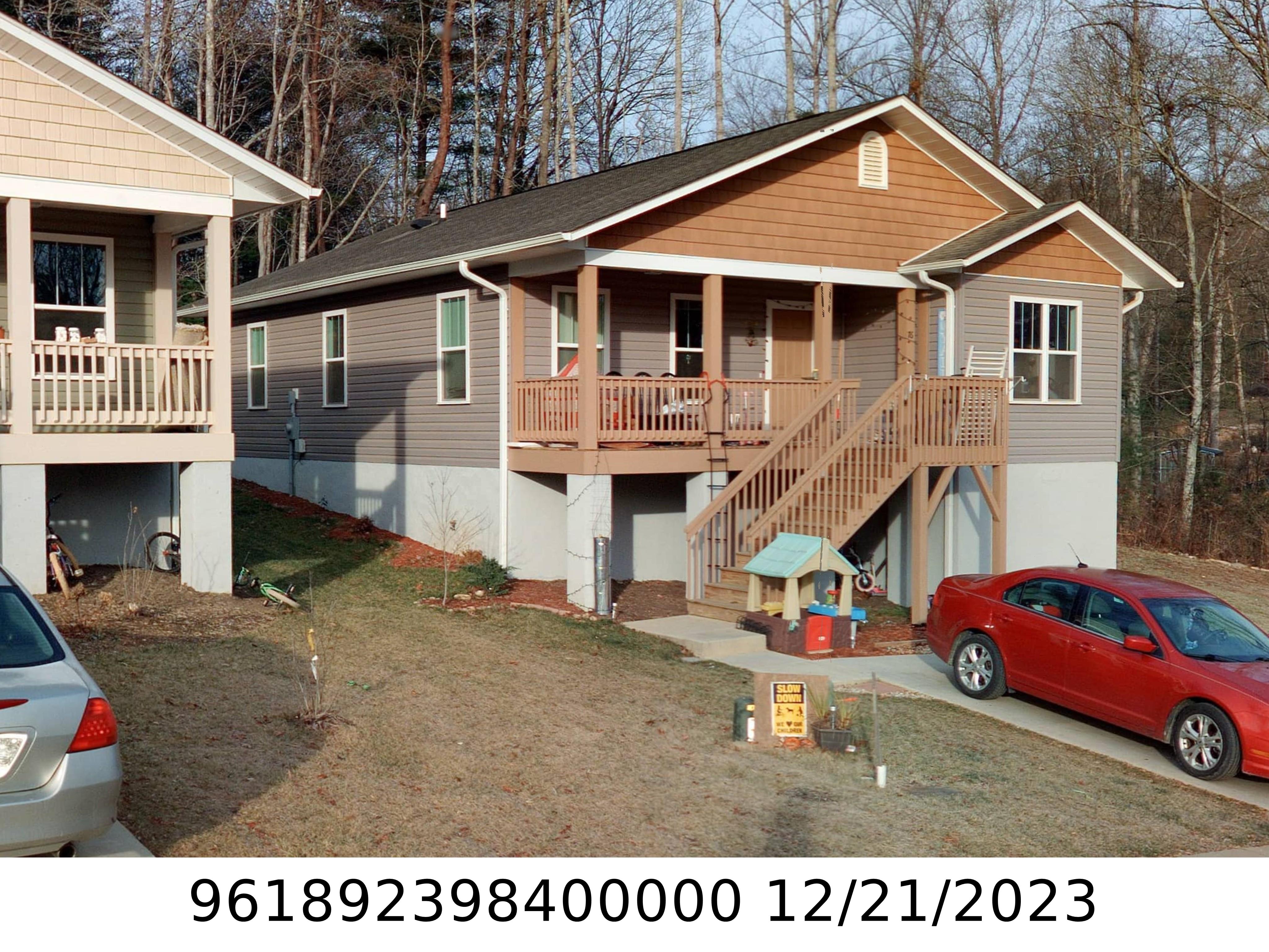 A picture of the property located at 76 NEW HEIGHTS DR, ASHEVILLE NC 28806.