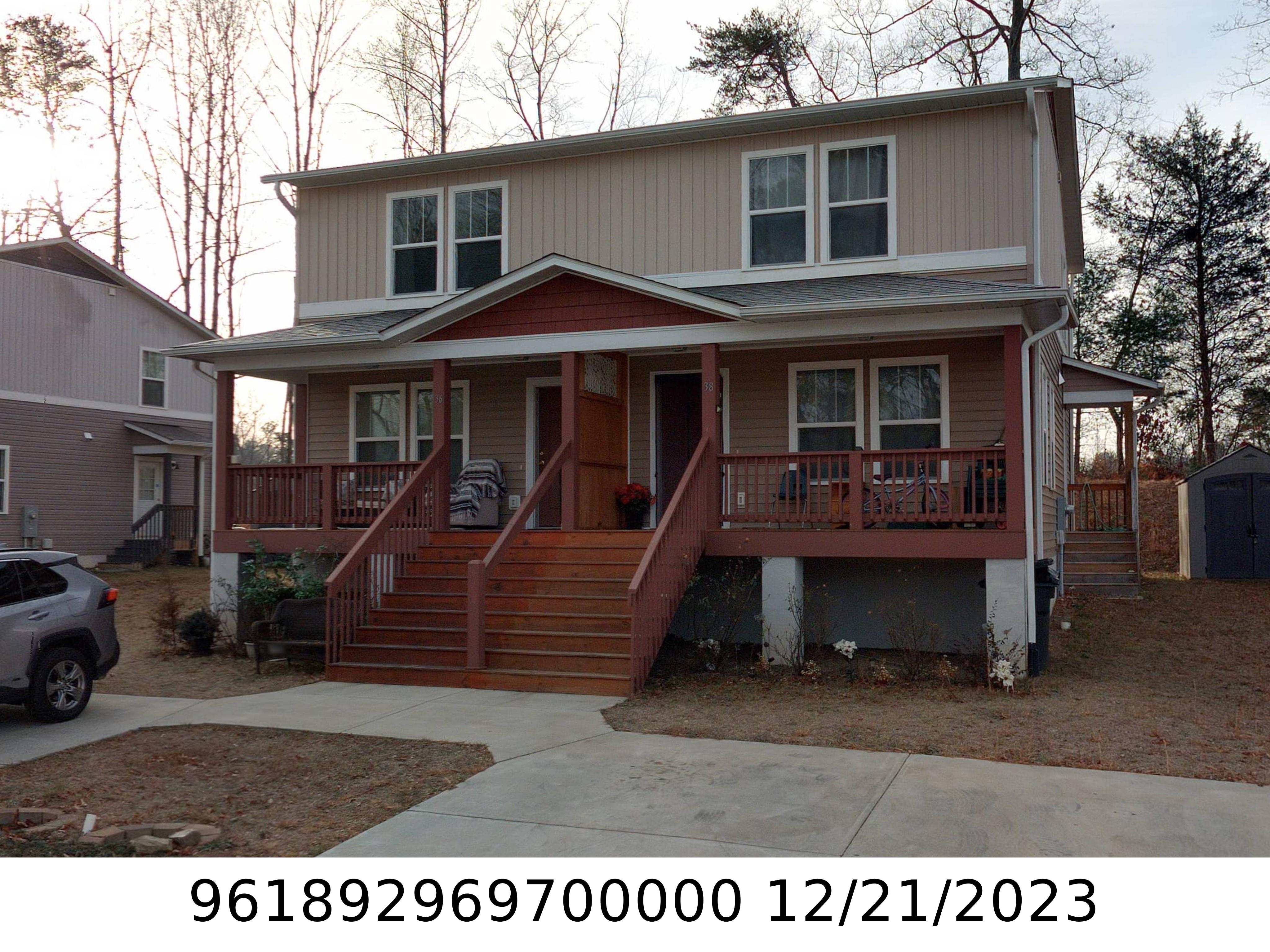 A picture of the property located at 38 NEW HEIGHTS DR, ASHEVILLE NC 28806.