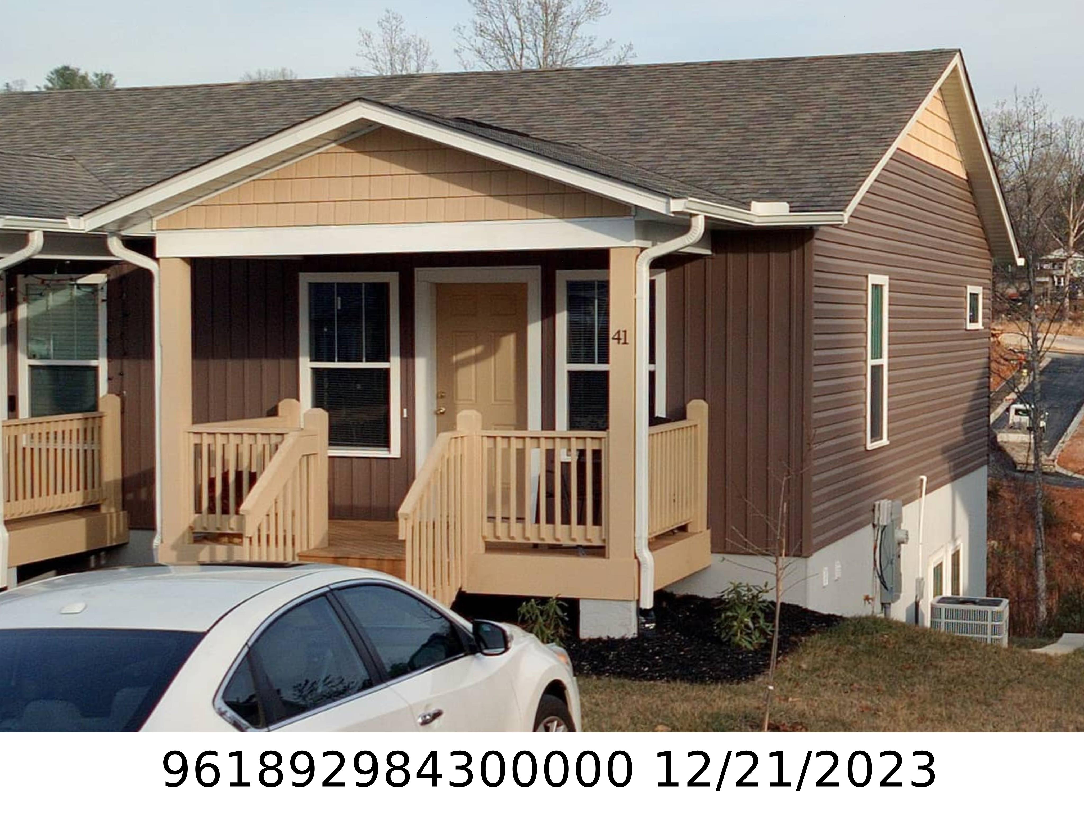 A picture of the property located at 41 NEW HEIGHTS DR, ASHEVILLE NC 28806.