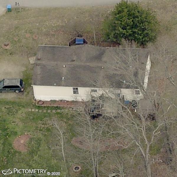 A picture of the property located at 28 DOROTHY LN, LEICESTER NC 28748.