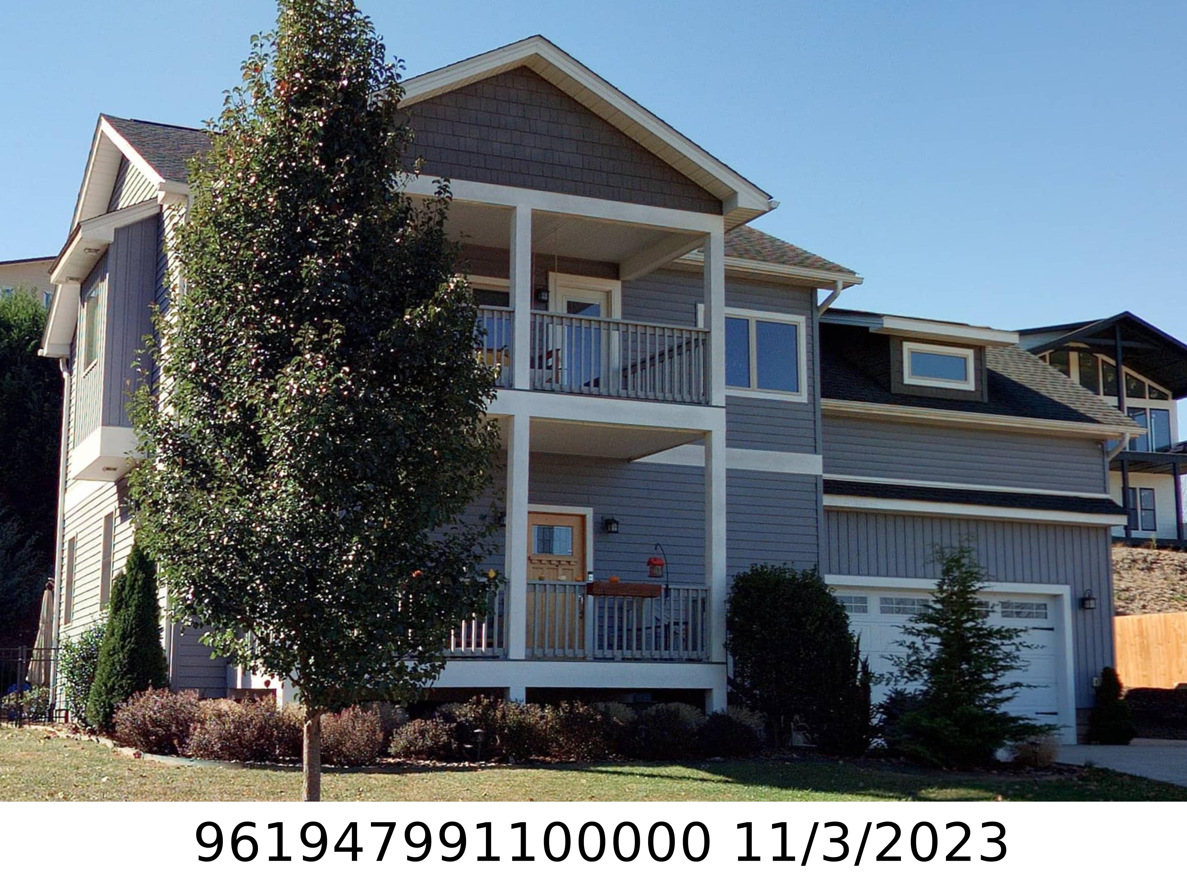 A picture of the property located at 5 MOSS PINK PL, ASHEVILLE NC 28806.