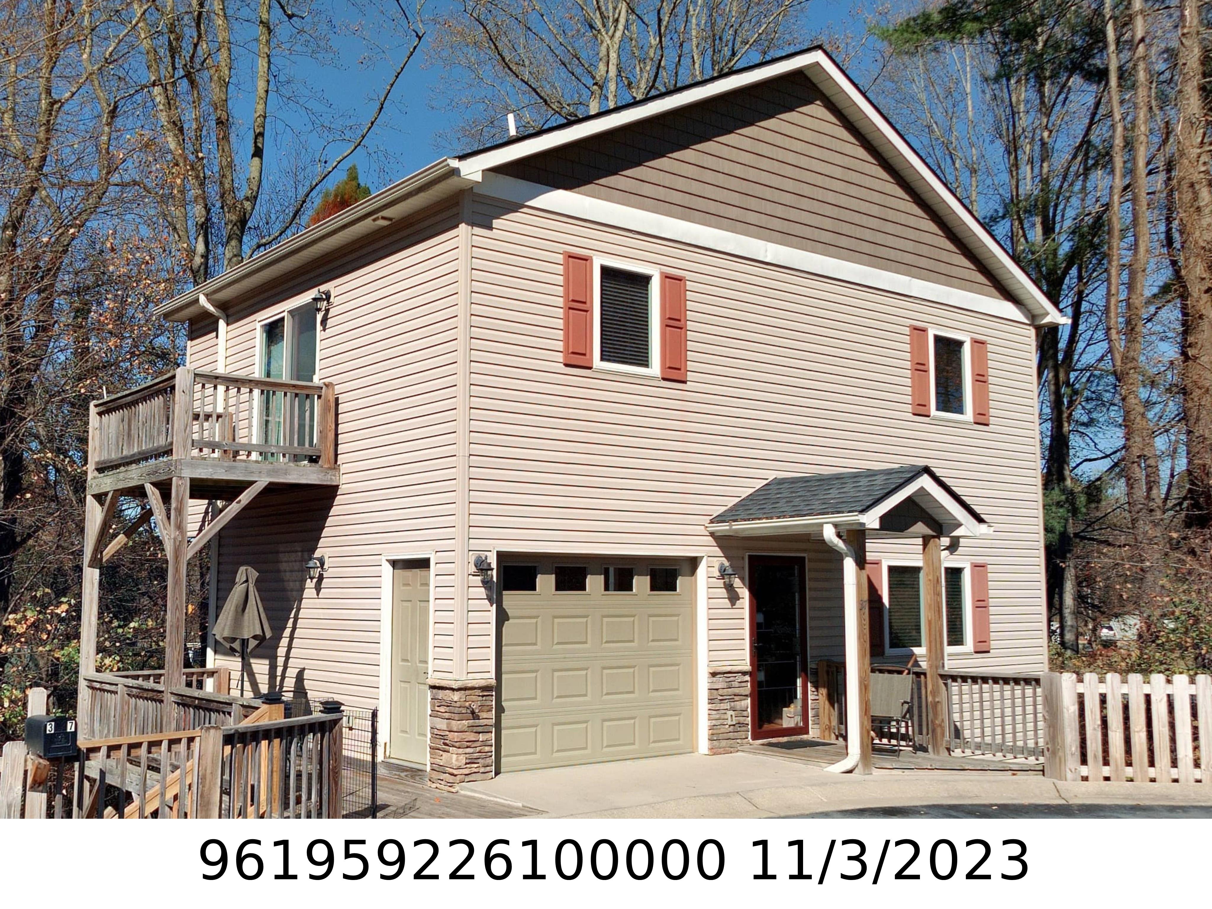 A picture of the property located at 37 ENGLISH IVY RD, ASHEVILLE NC 28806.