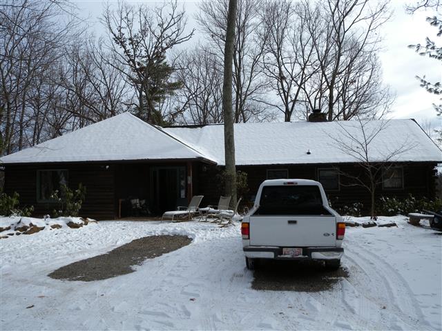A picture of the property located at 40 LAURIE LN UNINCORPORATED.