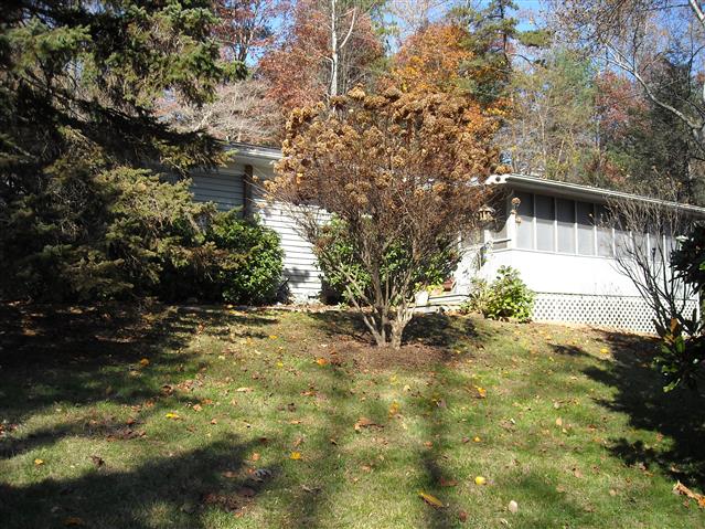 A picture of the property located at 5 ODD BITS LN, ASHEVILLE NC 28806.