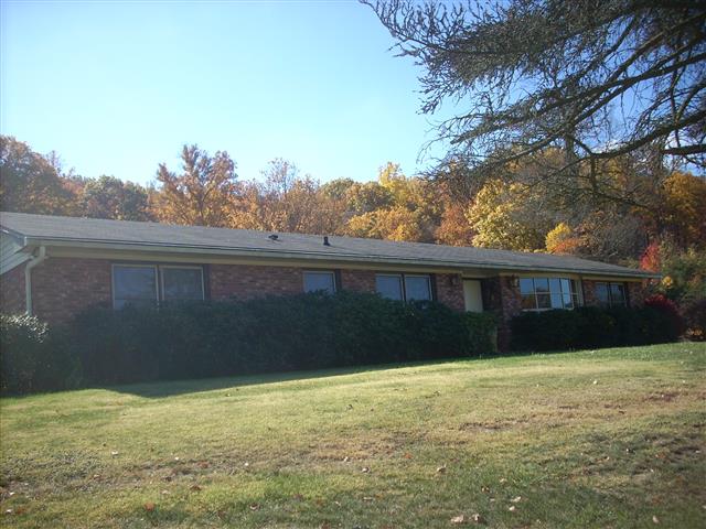 A picture of the property located at 16 HITCHING POST LN, ASHEVILLE NC 28806.
