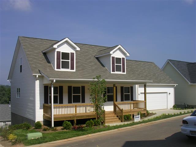 A picture of the property located at 115 ROTUNDA CIR, ASHEVILLE NC 28806.