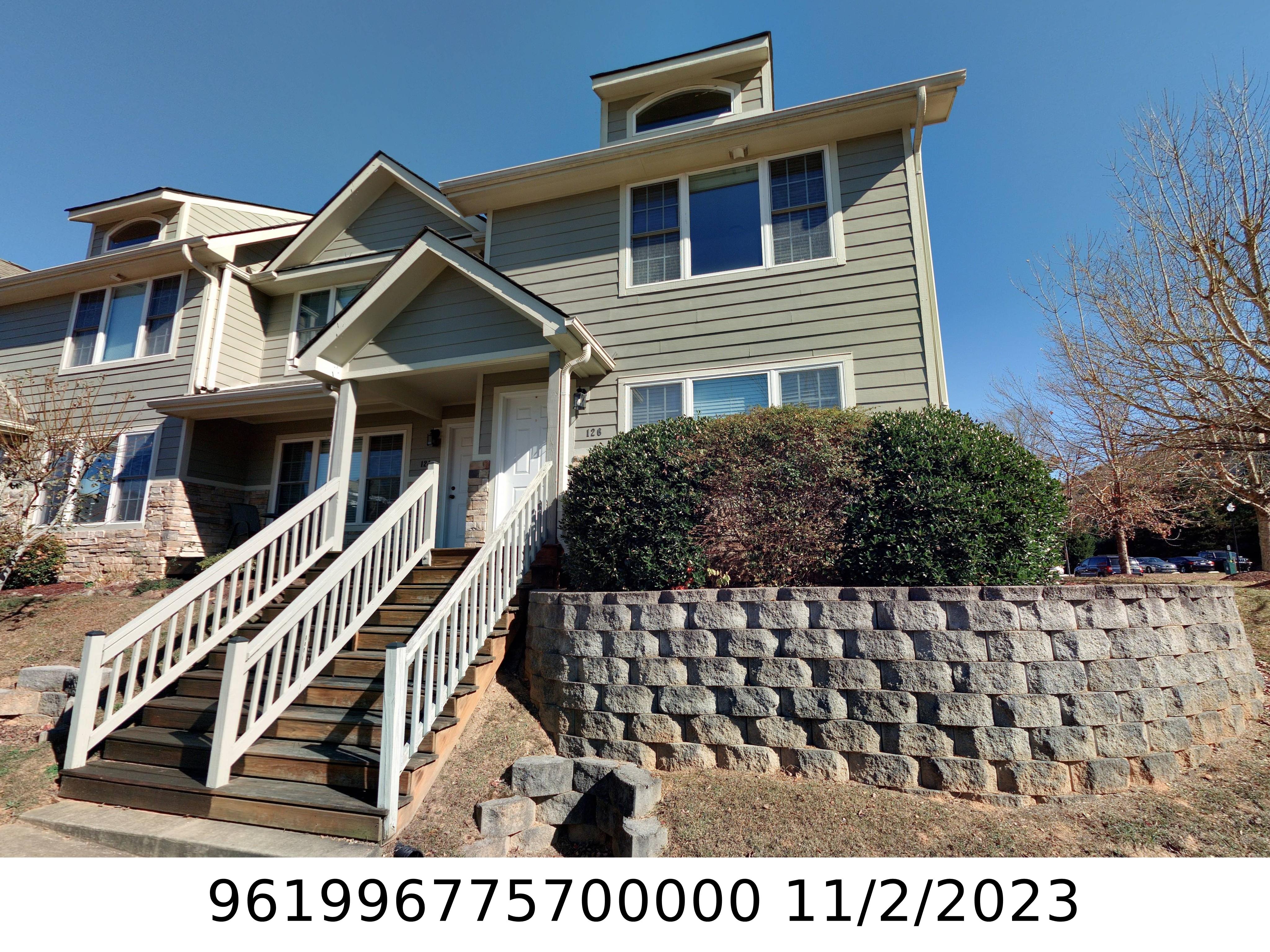 A picture of the property located at 124 ROTUNDA CIR, ASHEVILLE NC 28806.
