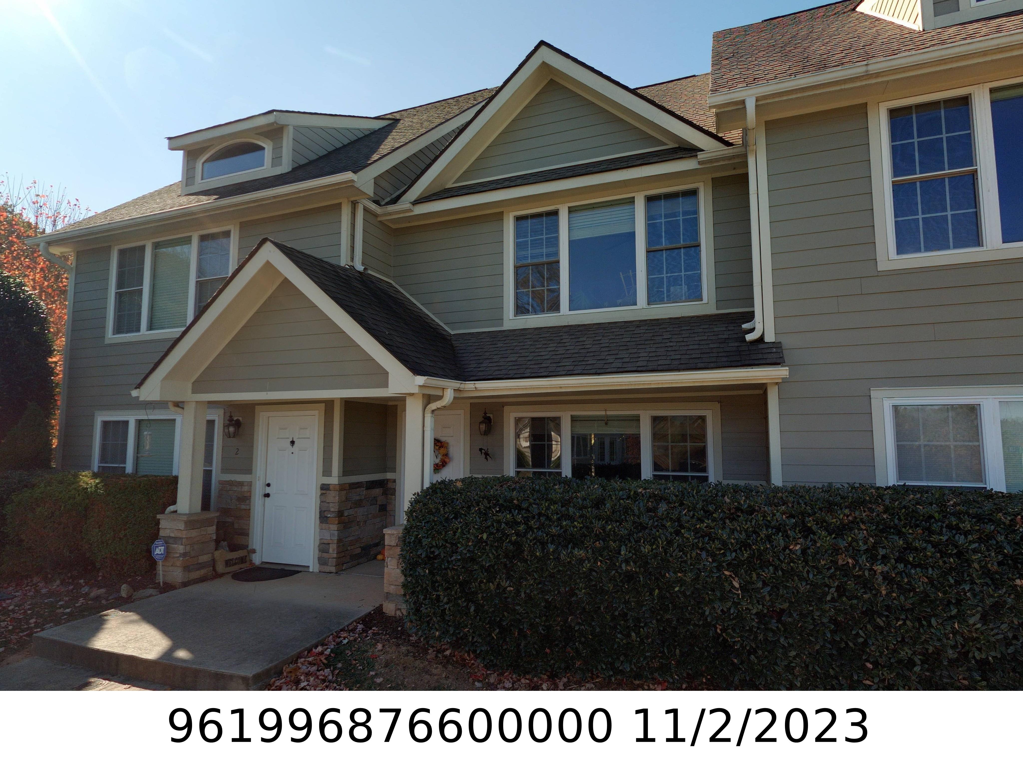 A picture of the property located at 4 ROTUNDA CIR, ASHEVILLE NC 28806.