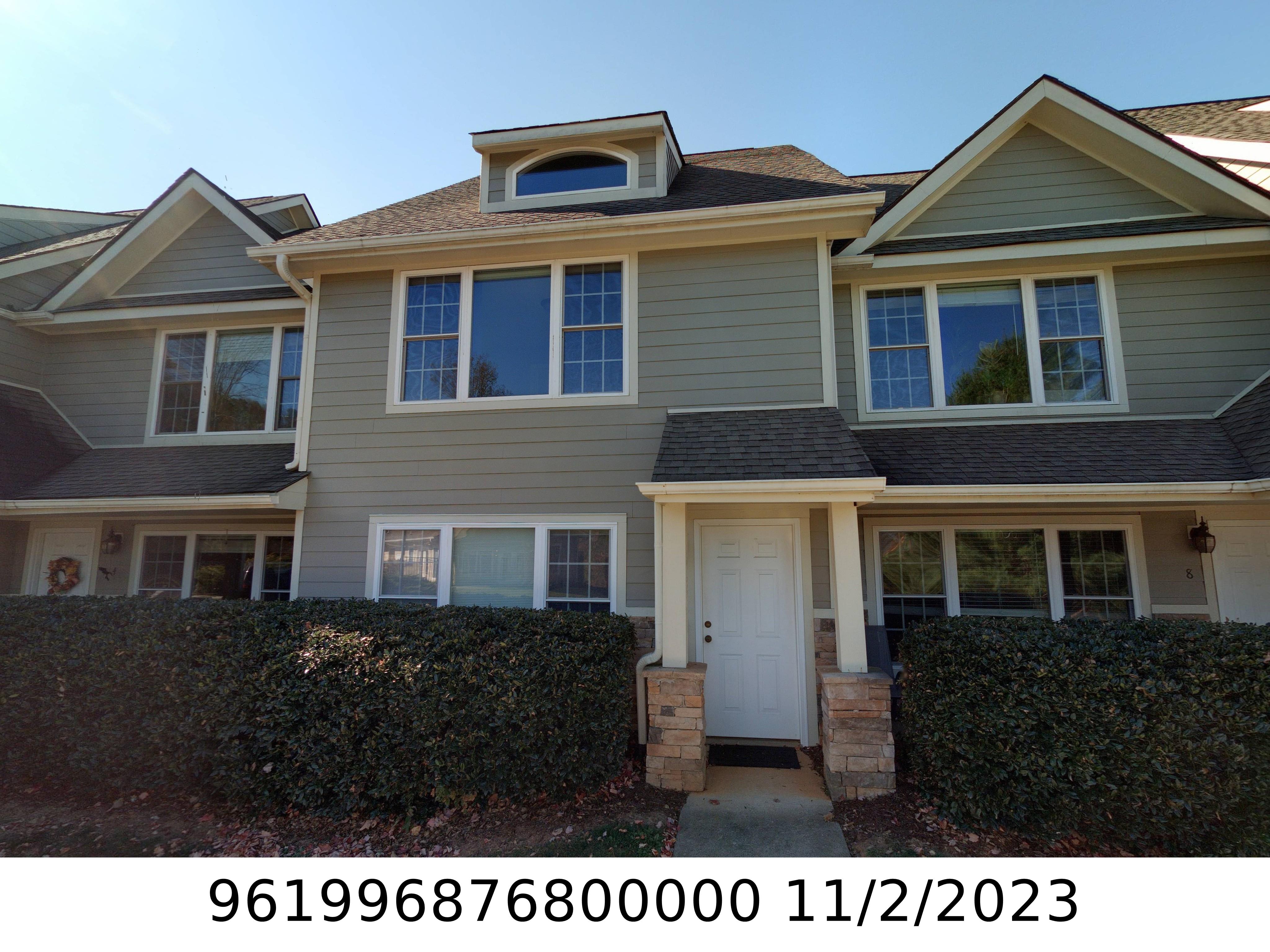 A picture of the property located at 6 ROTUNDA CIR, ASHEVILLE NC 28806.