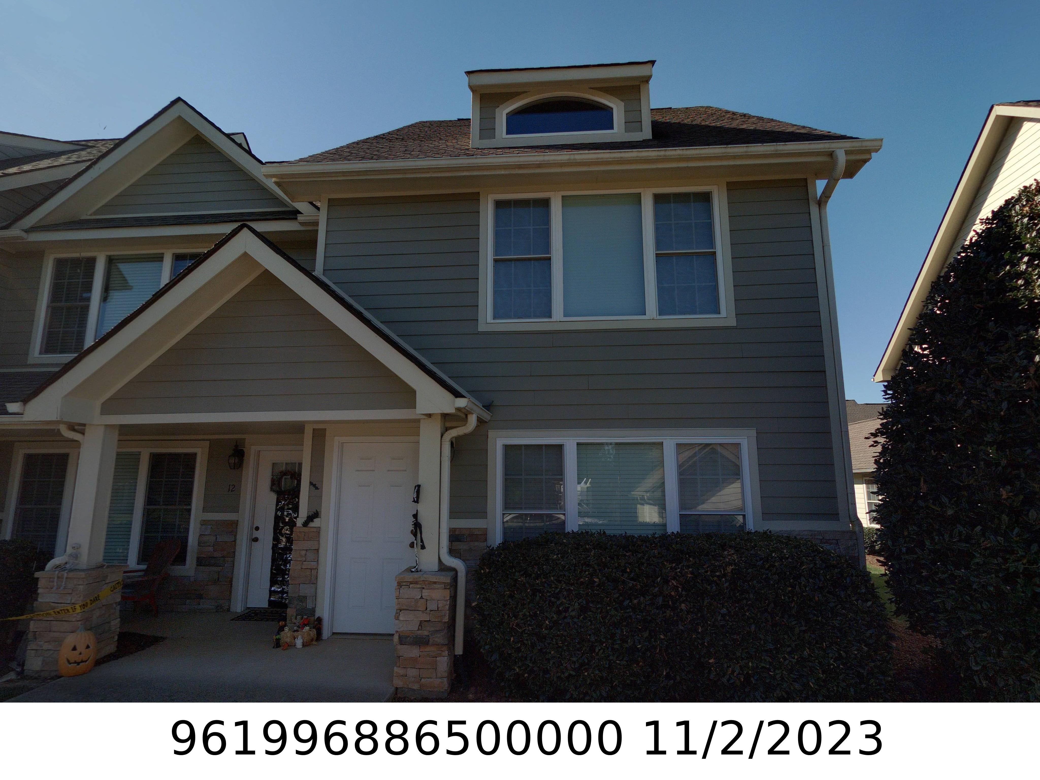 A picture of the property located at 14 ROTUNDA CIR, ASHEVILLE NC 28806.