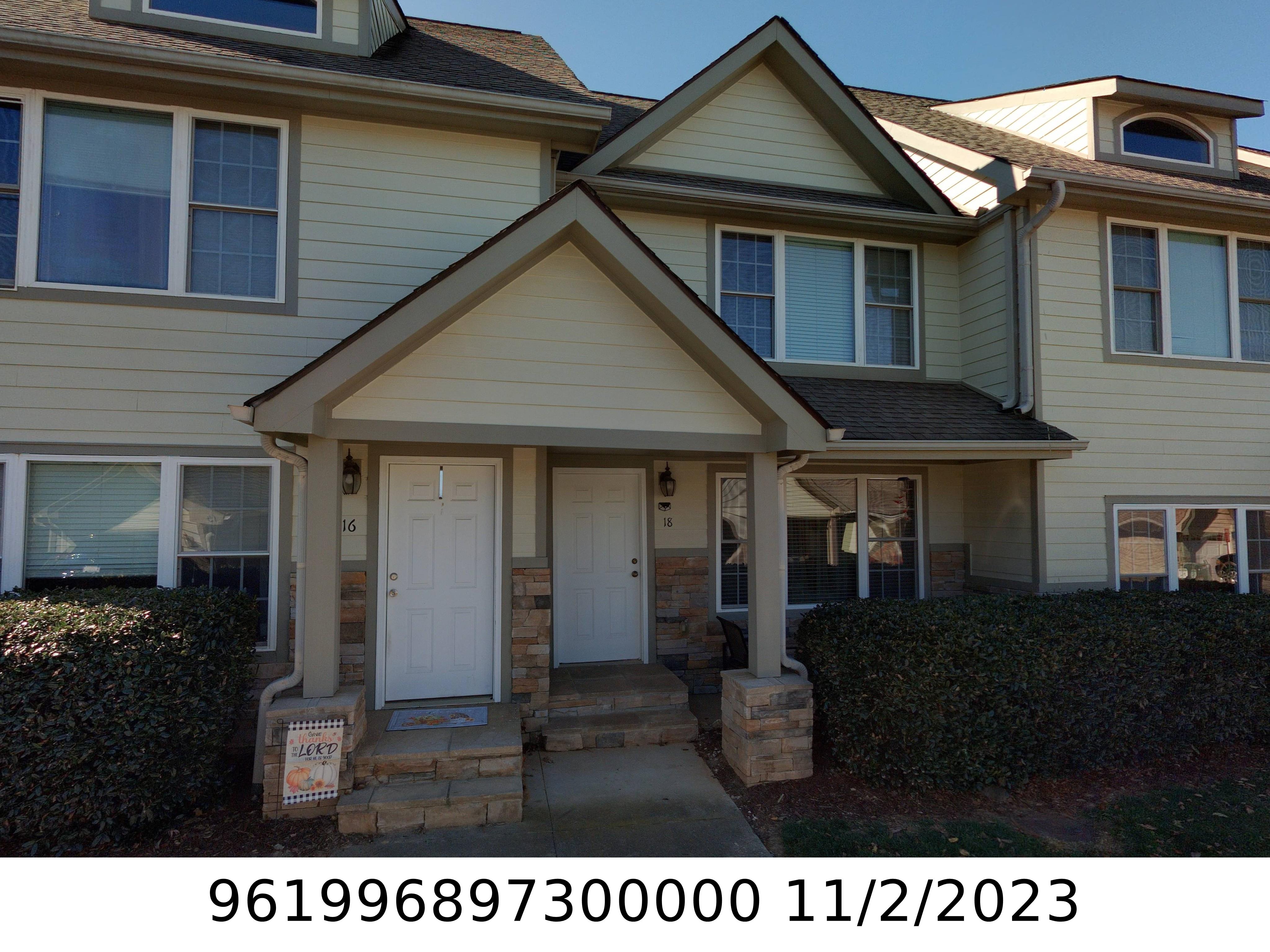 A picture of the property located at 20 ROTUNDA CIR, ASHEVILLE NC 28806.