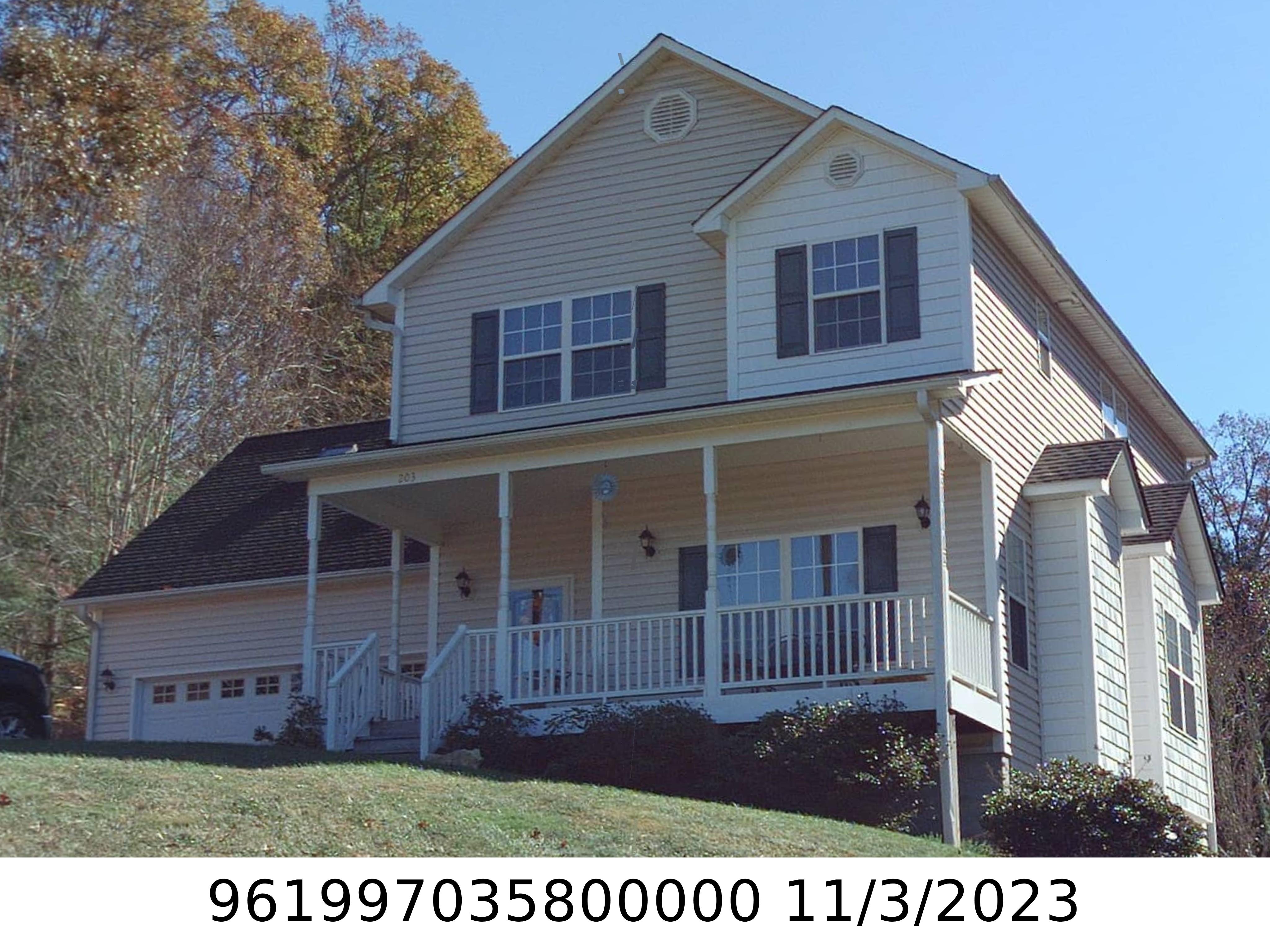 A picture of the property located at 203 CHRISTINA CT, ASHEVILLE NC 28806.
