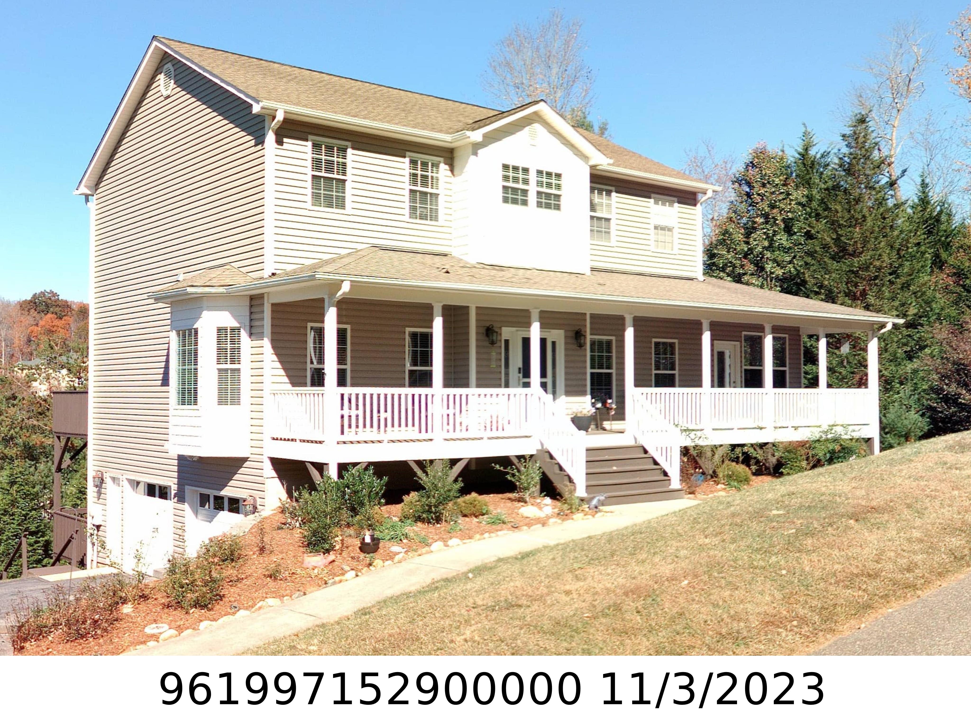 A picture of the property located at 206 CHRISTINA CT, ASHEVILLE NC 28806.