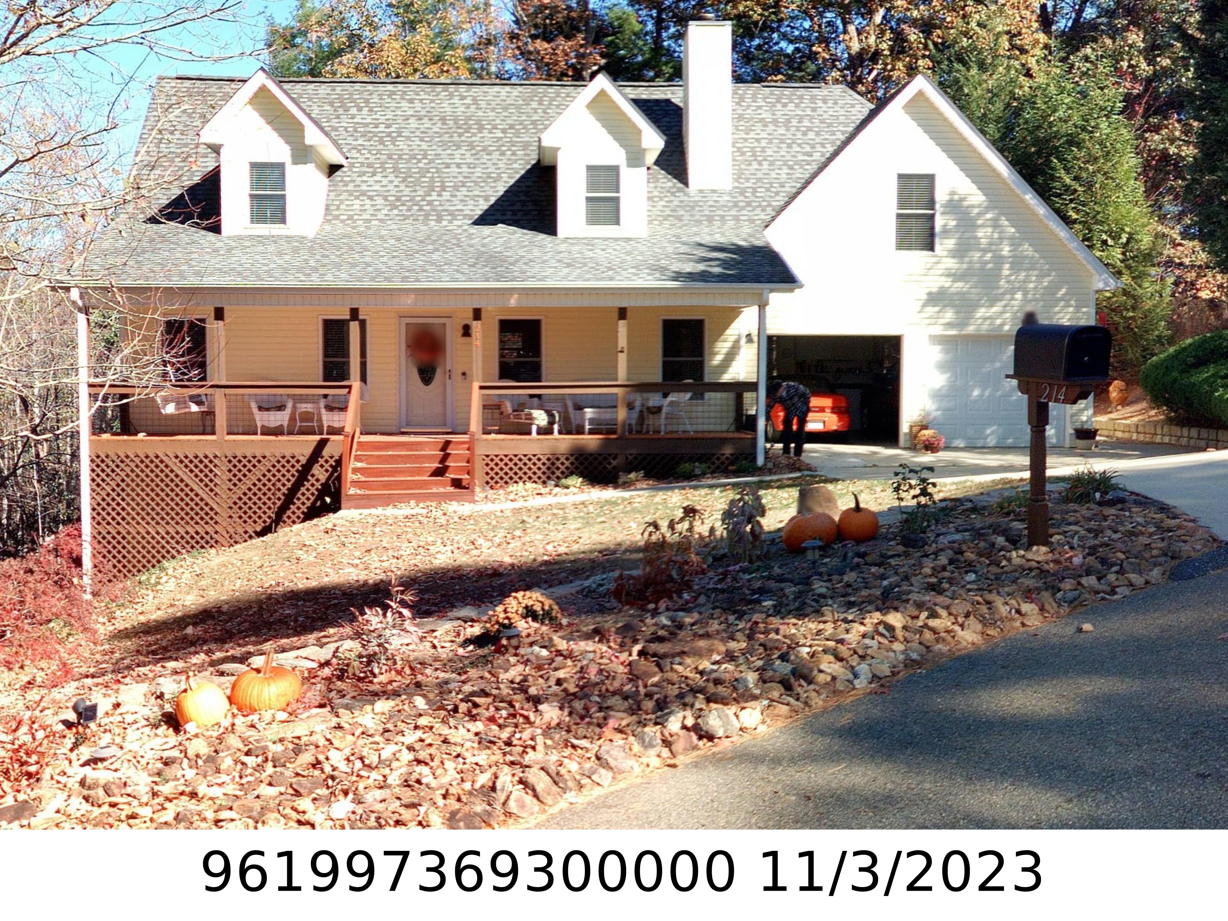 A picture of the property located at 214 CHRISTINA CT, ASHEVILLE NC 28806.