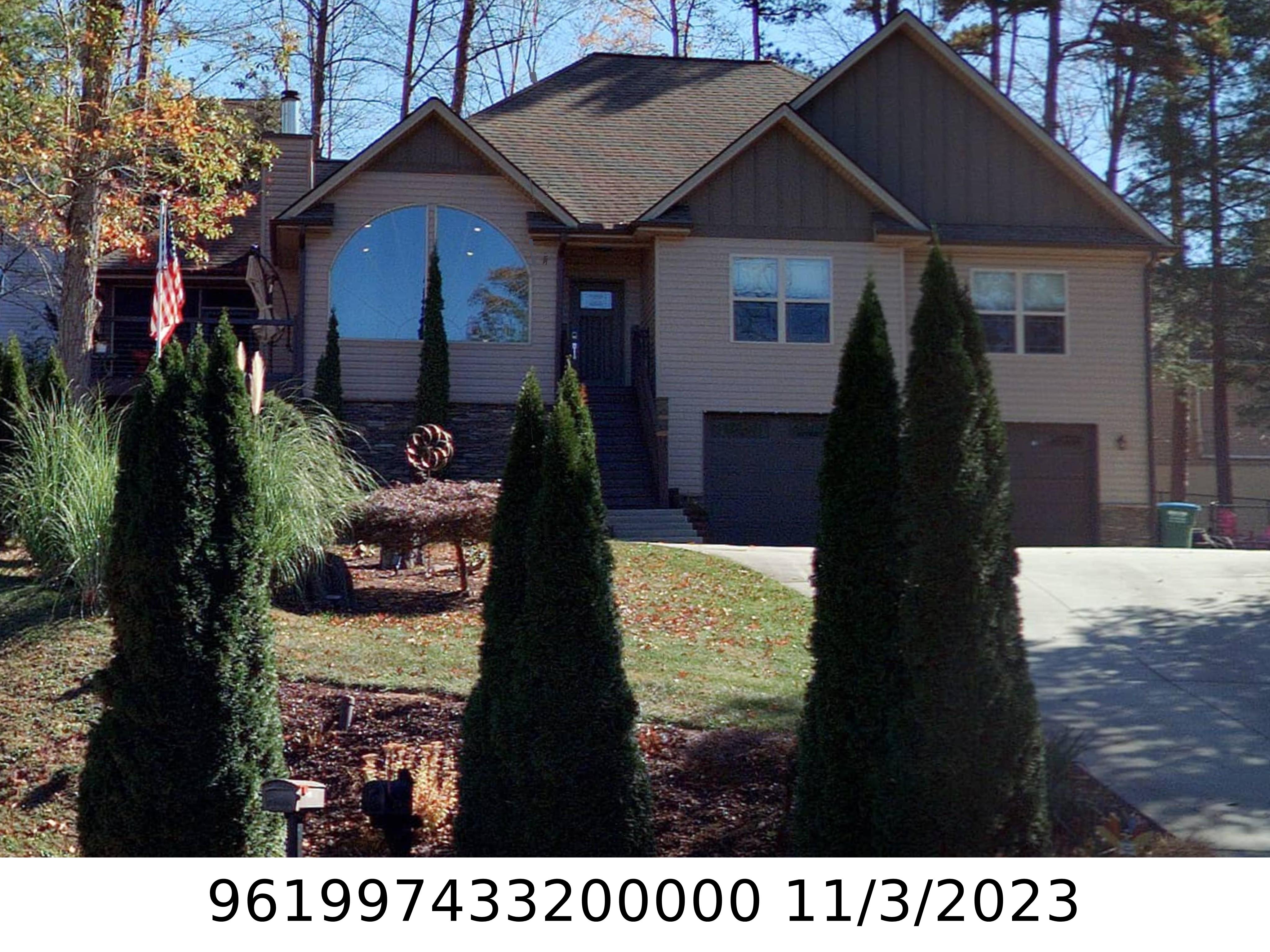 A picture of the property located at 222 CHRISTINA CT, ASHEVILLE NC 28806.