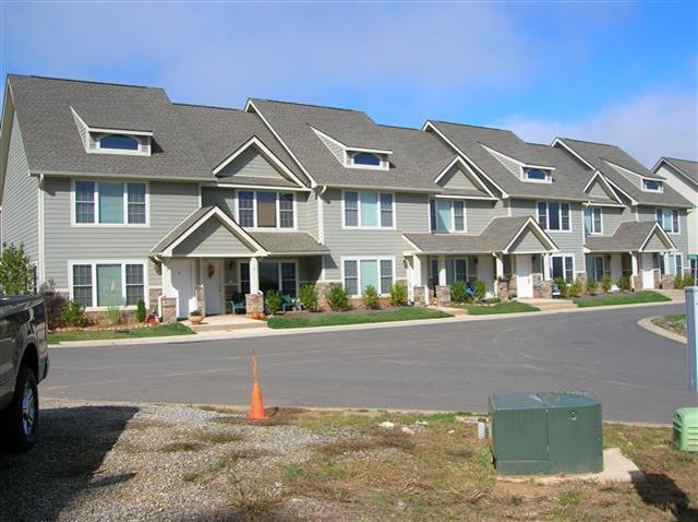 A picture of the property located at 102 ROTUNDA CIR, ASHEVILLE NC 28806.