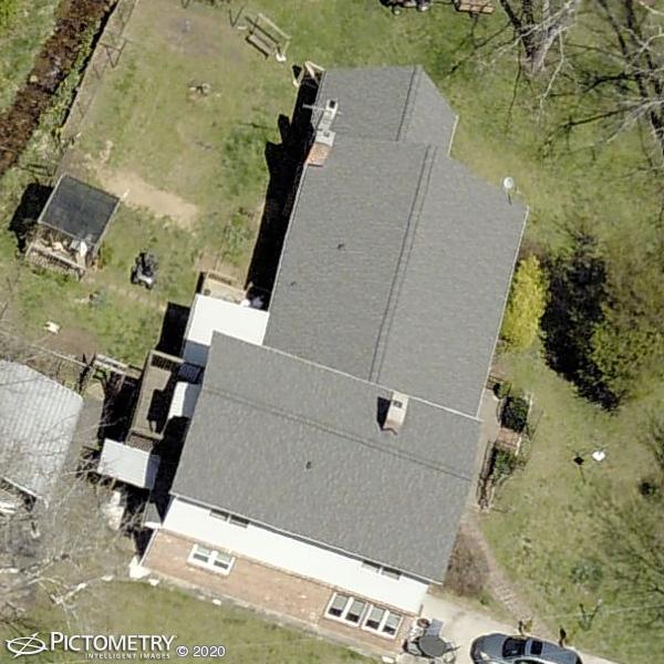 A picture of the property located at 21 MOUNTAIN LAUREL DR, ARDEN NC 28704.