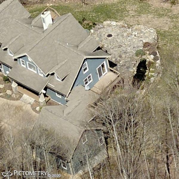 A picture of the property located at 210 SMOKEMONT DR, ARDEN NC 28704.