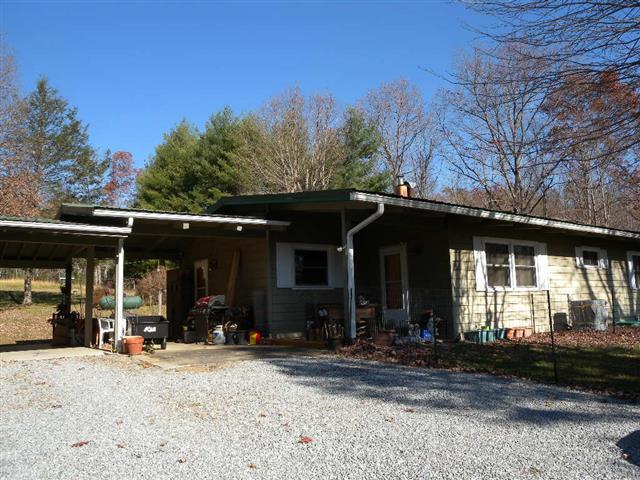 A picture of the property located at 105 SLEEPY GAP RD, ARDEN NC 28704.