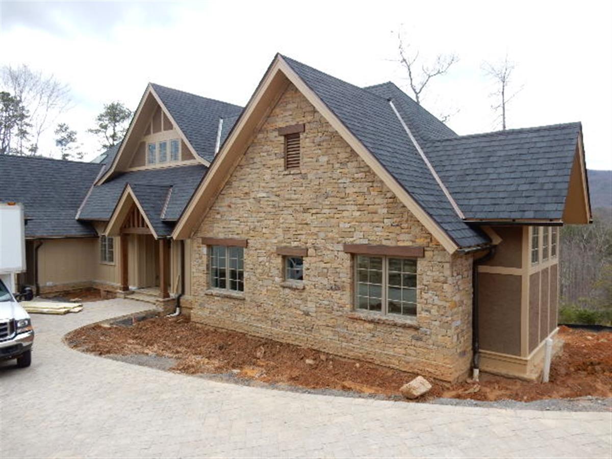 A picture of the property located at 1710 QUIET HILLS LN, ARDEN NC 28704.