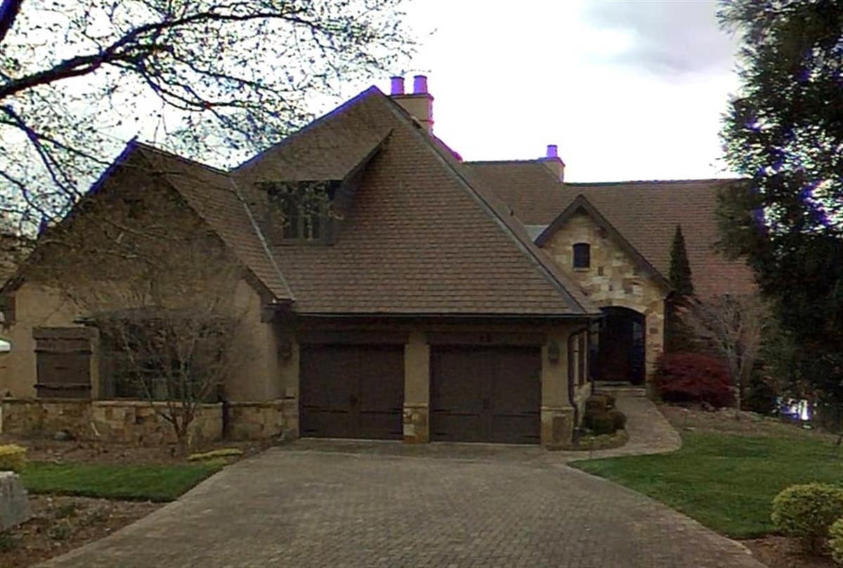 A picture of the property located at 22 FOXBRIDGE WAY, ARDEN NC 28704.