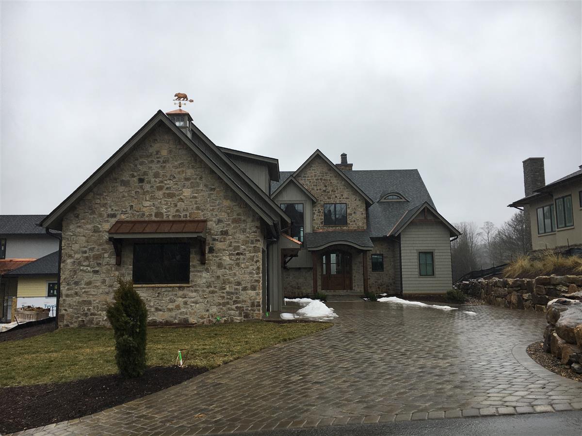 A picture of the property located at 105 SOMERSET VILLAGE LN, ARDEN NC 28704.