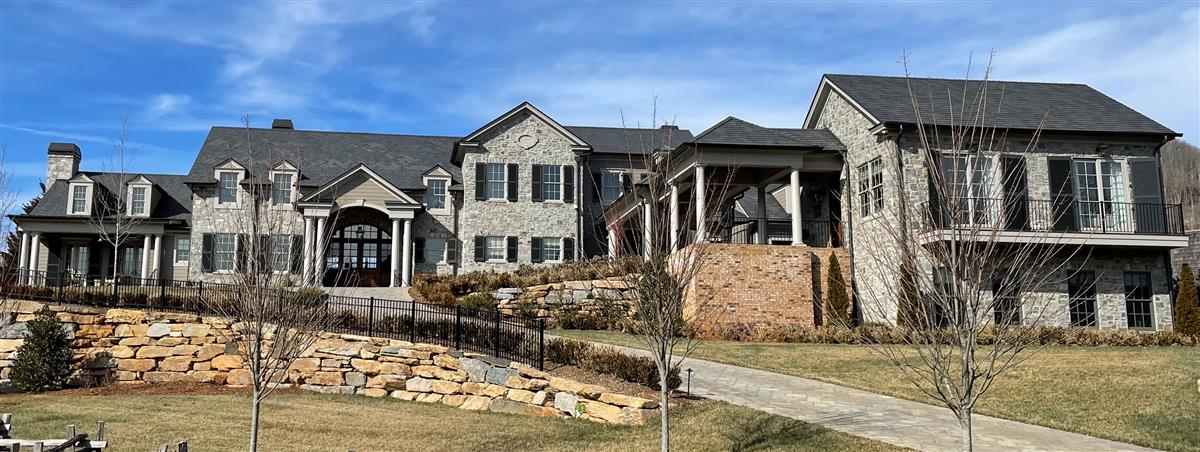 A picture of the property located at 8 WALNUT VALLEY PKWY, ARDEN NC 28704.